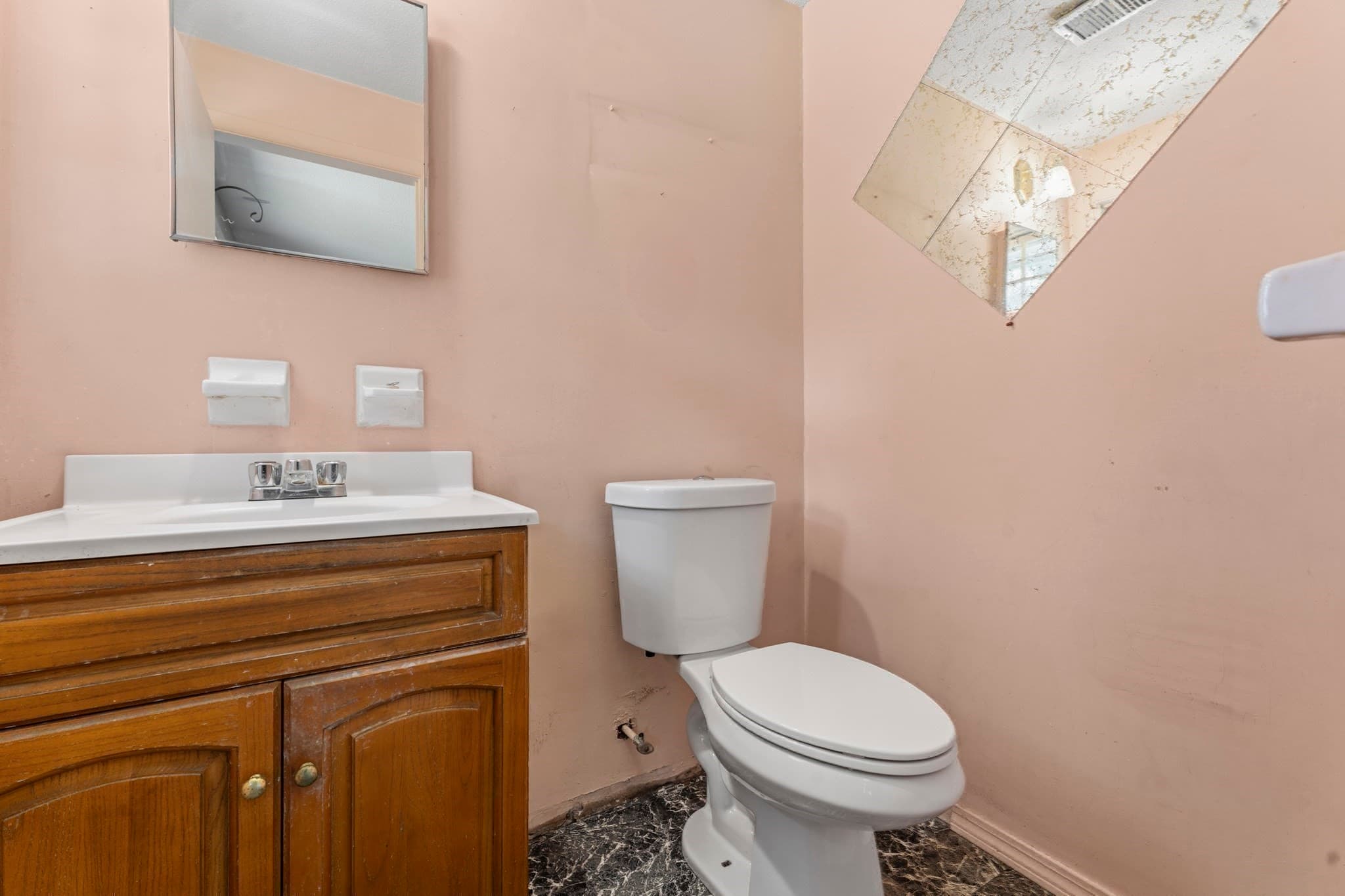 Single Family Residence at 9 Lynnwood Ave, Swansea MA 02777, Swansea, photo 14 of 34