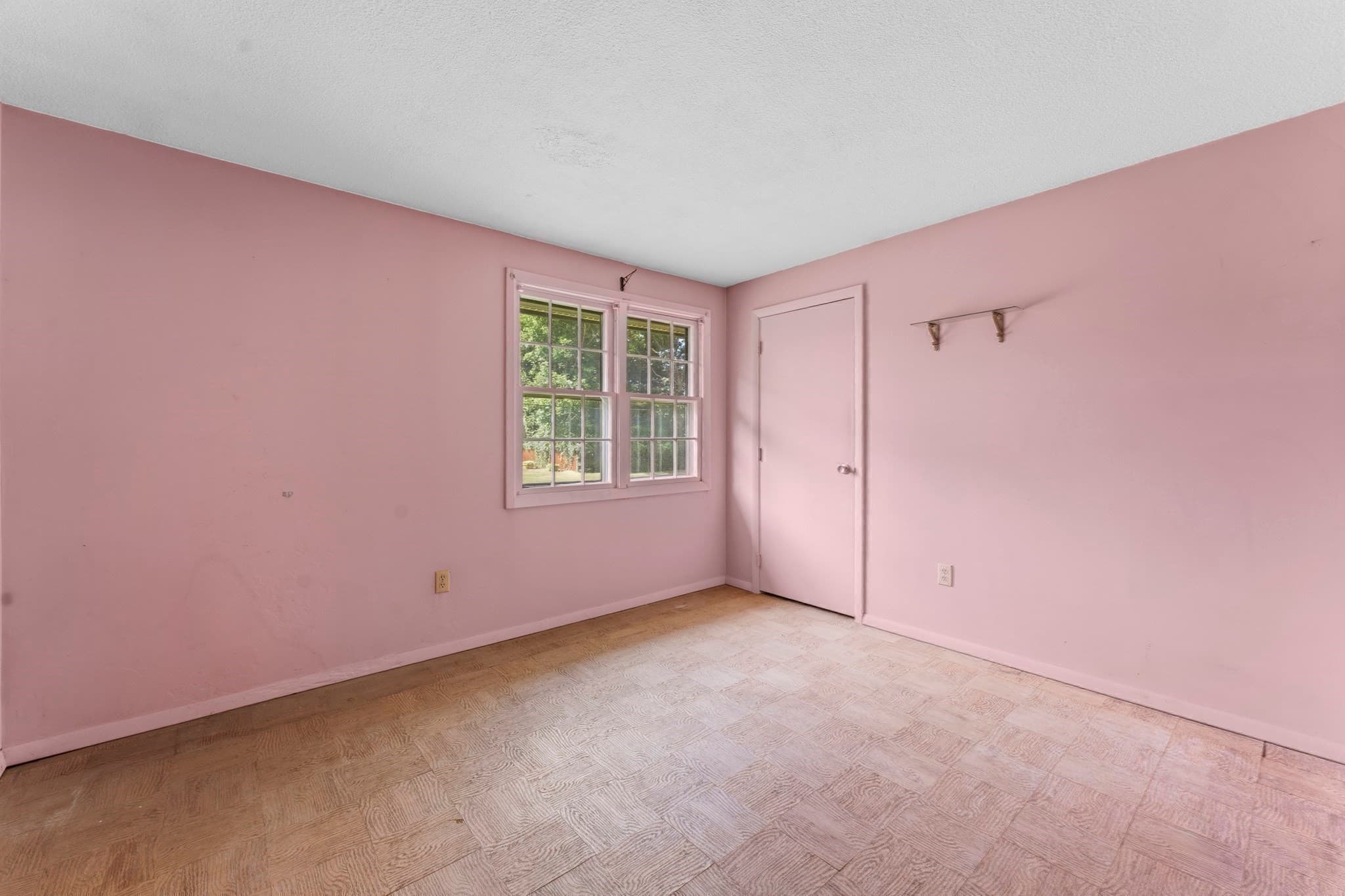 Single Family Residence at 9 Lynnwood Ave, Swansea MA 02777, Swansea, photo 21 of 34