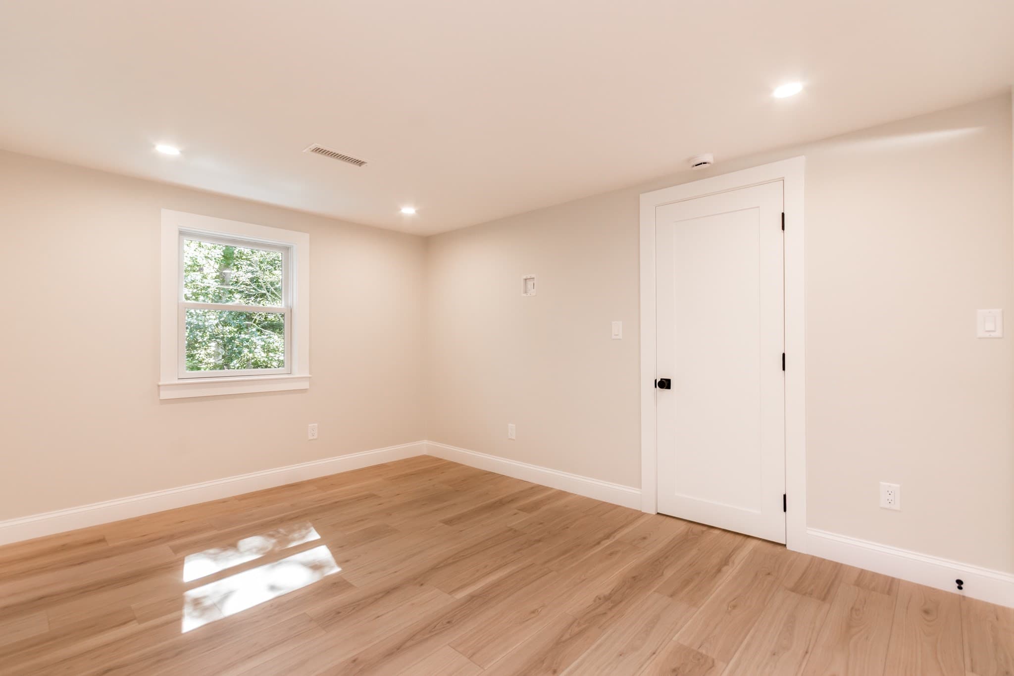 Single Family Residence at 888 Phinneys Ln, Barnstable MA 02632, Barnstable, photo 26 of 42