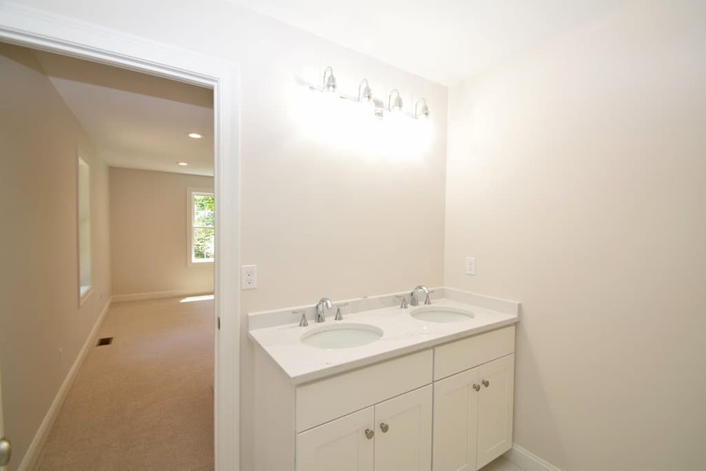 Single Family Residence at 2 Clarendon Circle Lot 7, Holbrook MA 02343, Holbrook, photo 16 of 25