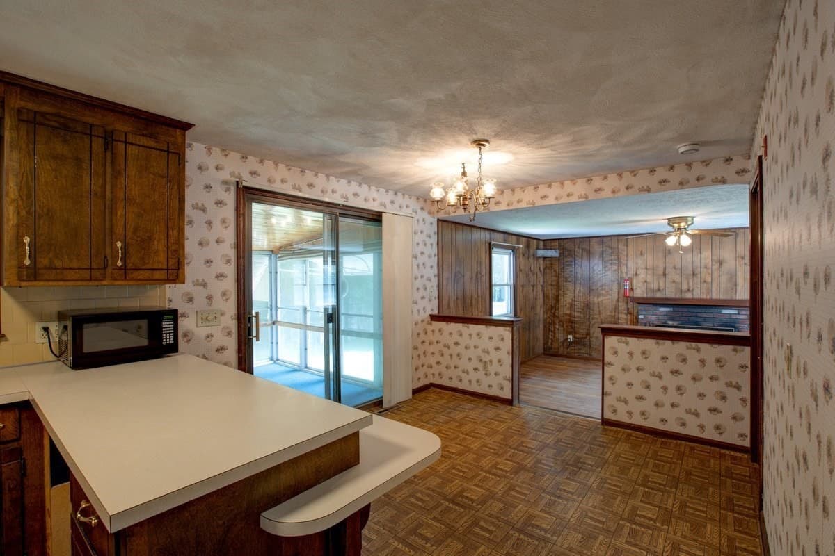 Single Family Residence at 67 Ivy Ln, Northbridge MA 01588, Northbridge, photo 6 of 27