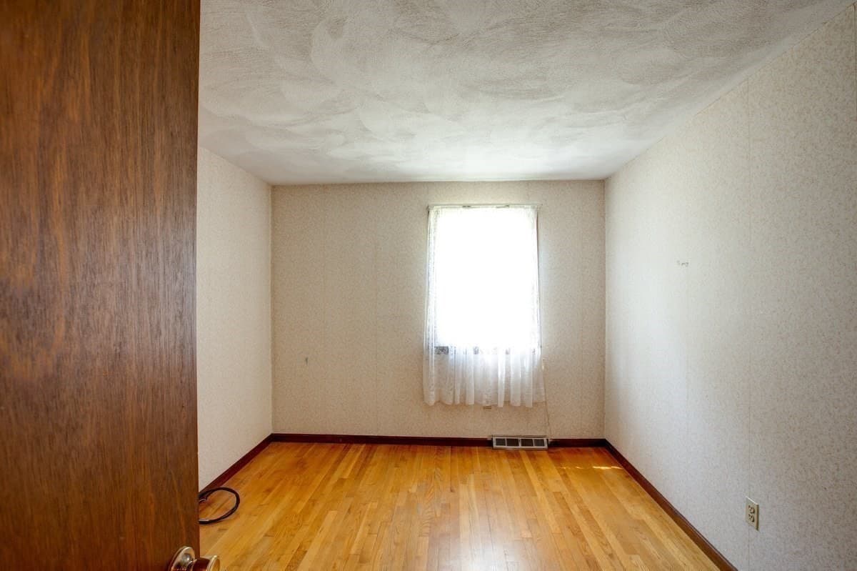 Single Family Residence at 67 Ivy Ln, Northbridge MA 01588, Northbridge, photo 13 of 27