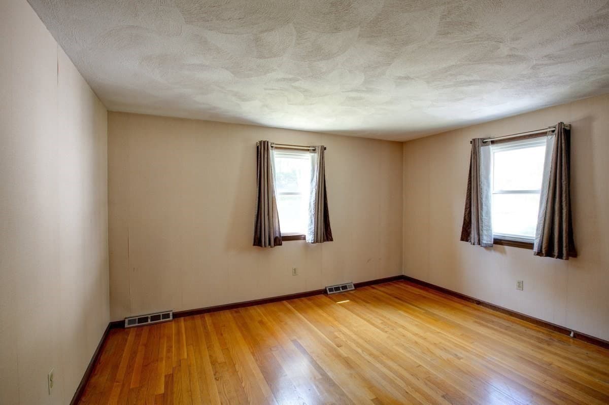 Single Family Residence at 67 Ivy Ln, Northbridge MA 01588, Northbridge, photo 15 of 27