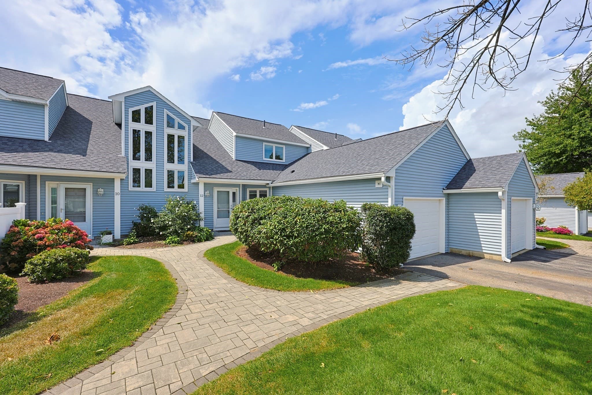 12 Fairway Dr, Plymouth MA 02360