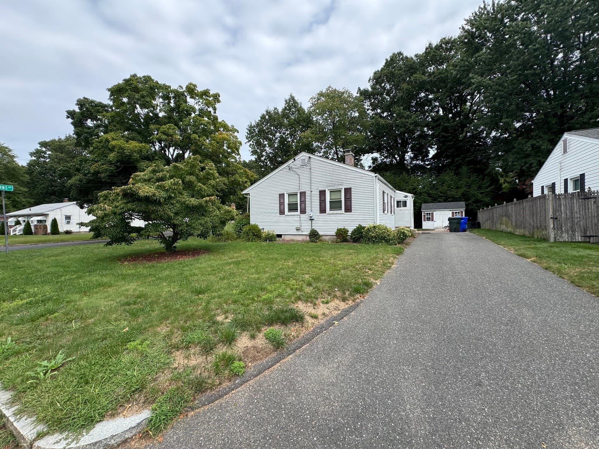 Single Family Residence at 115 Burns Ave, Springfield MA 01119, Springfield, photo 2 of 3