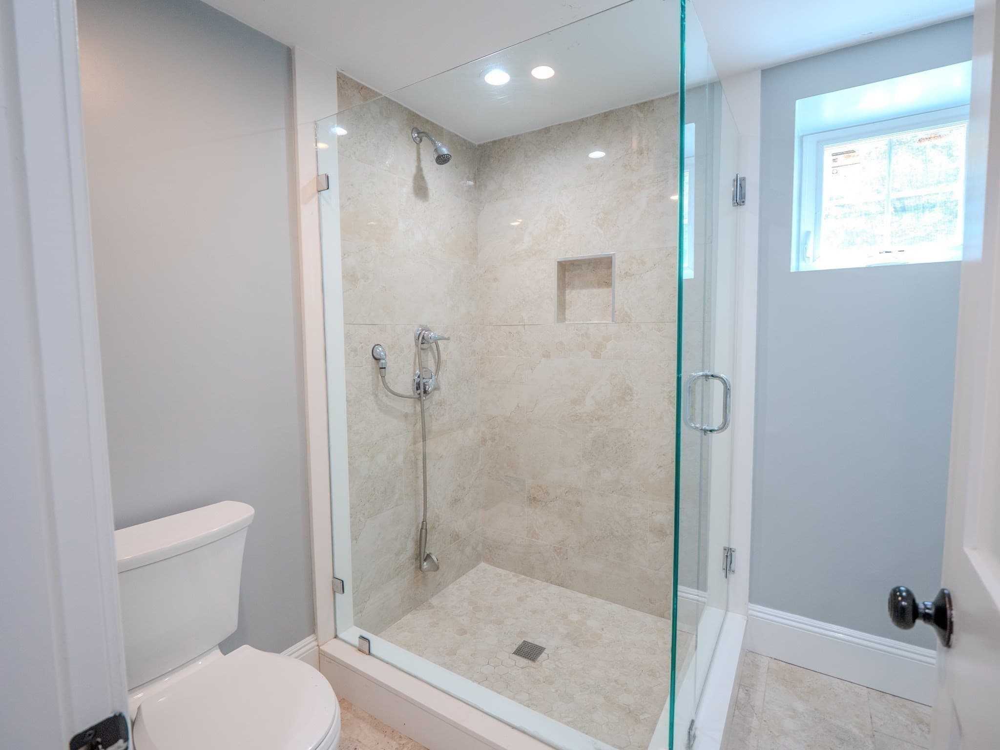 Single Family Residence at 159 Mishawum Rd, Woburn MA 01801, Woburn, photo 26 of 41
