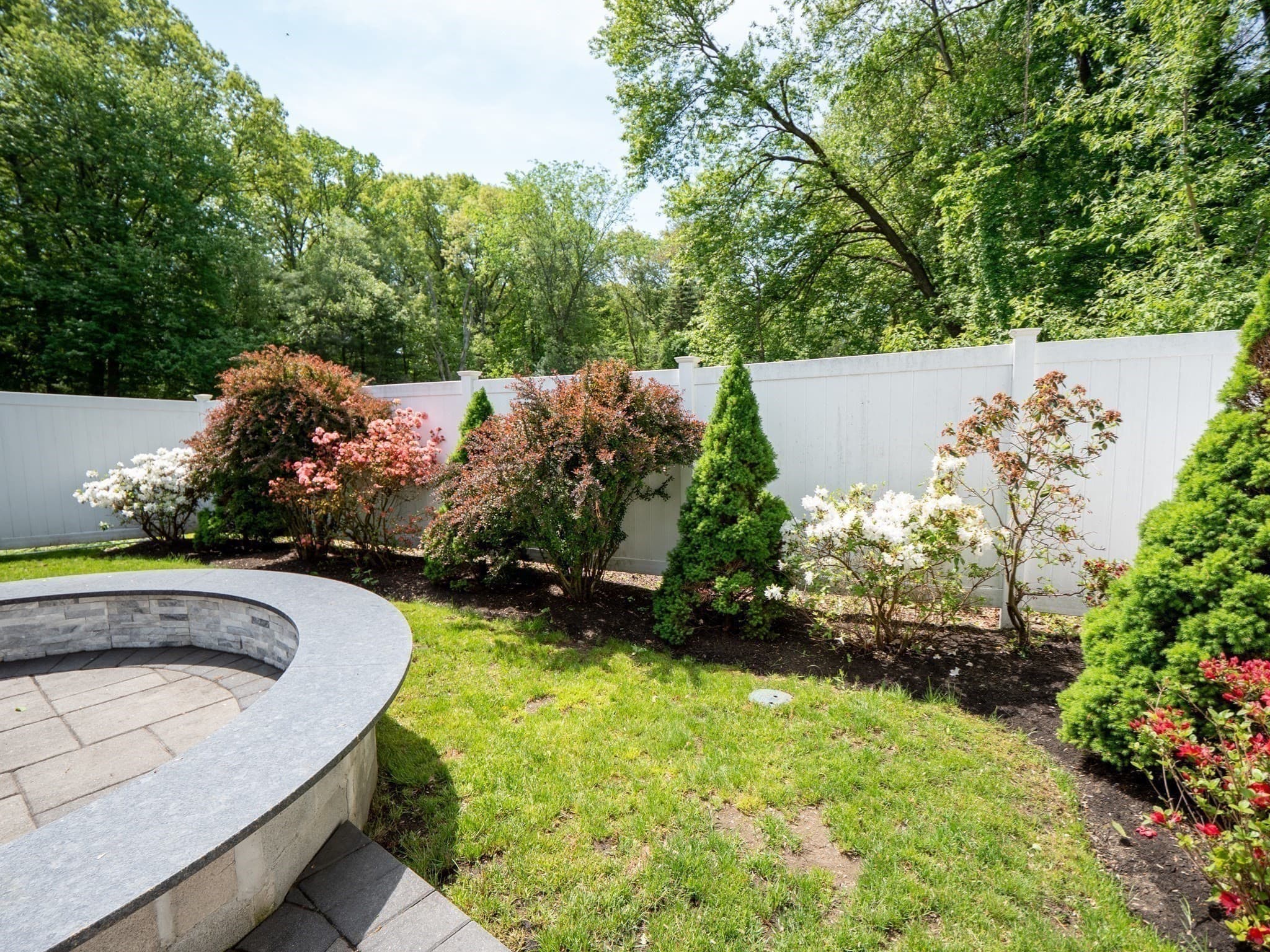 Single Family Residence at 159 Mishawum Rd, Woburn MA 01801, Woburn, photo 31 of 41