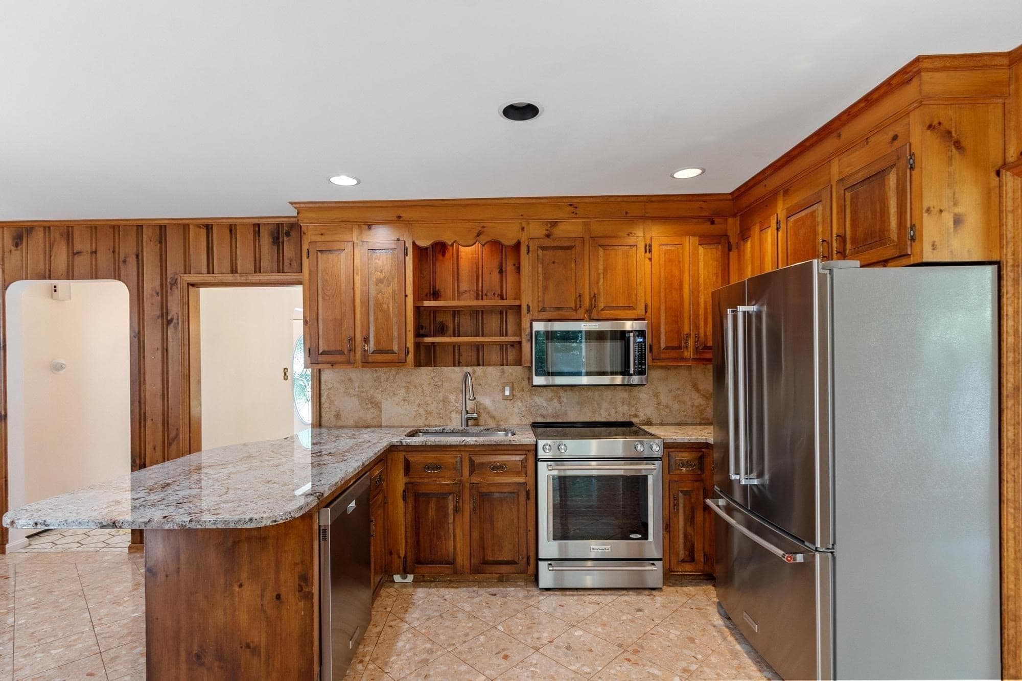 Single Family Residence at 10 Zeus Drive, Chelmsford MA 01824, Chelmsford, photo 13 of 40