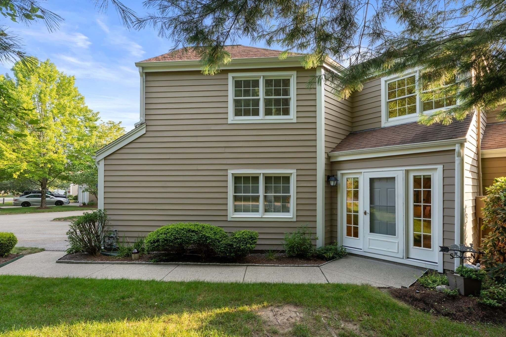 81 Clear Pond Drive # 81, Walpole MA 02081