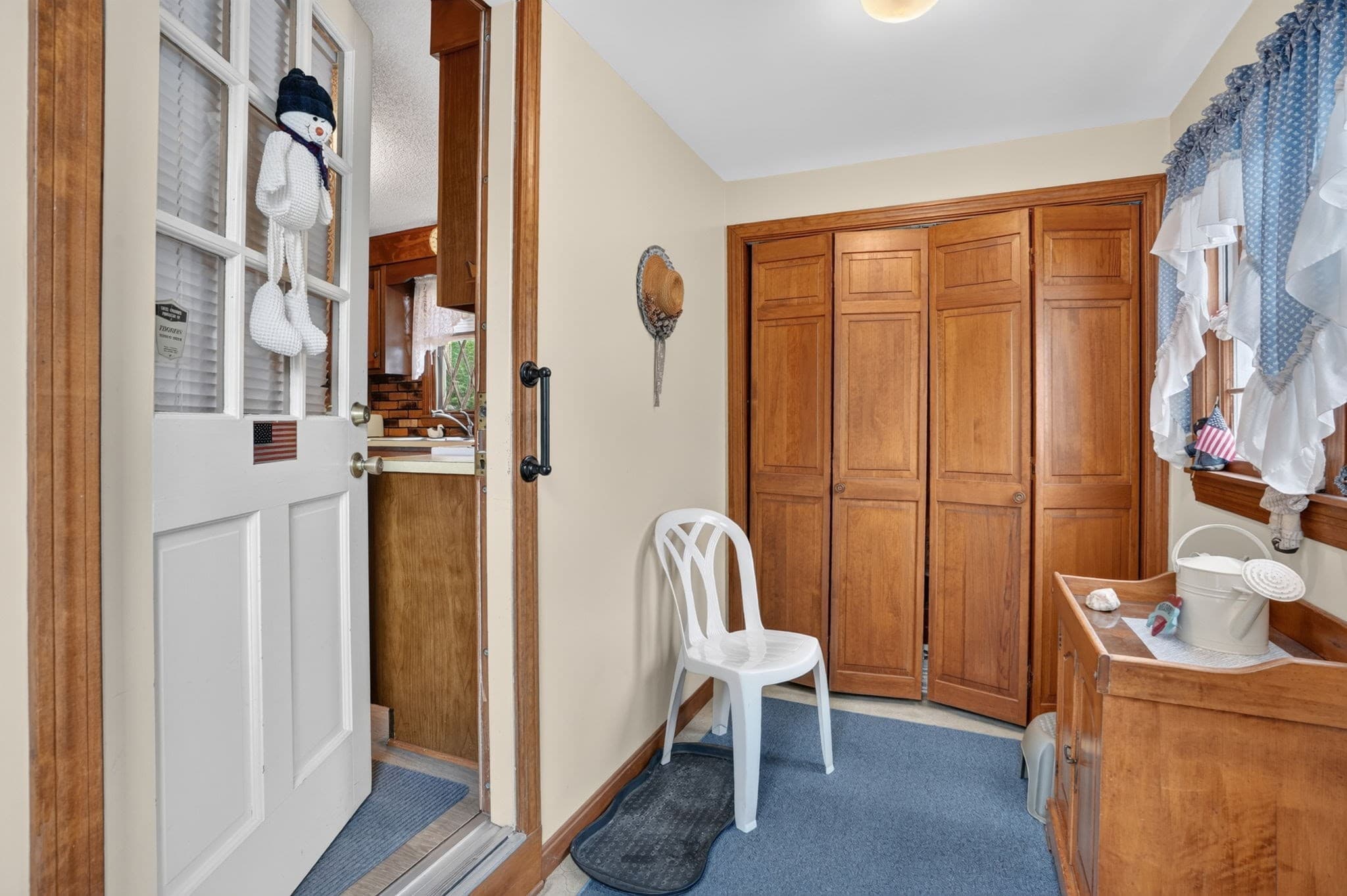 Single Family Residence at 1025 Cherokee St, New Bedford MA 02745, New Bedford, photo 28 of 33