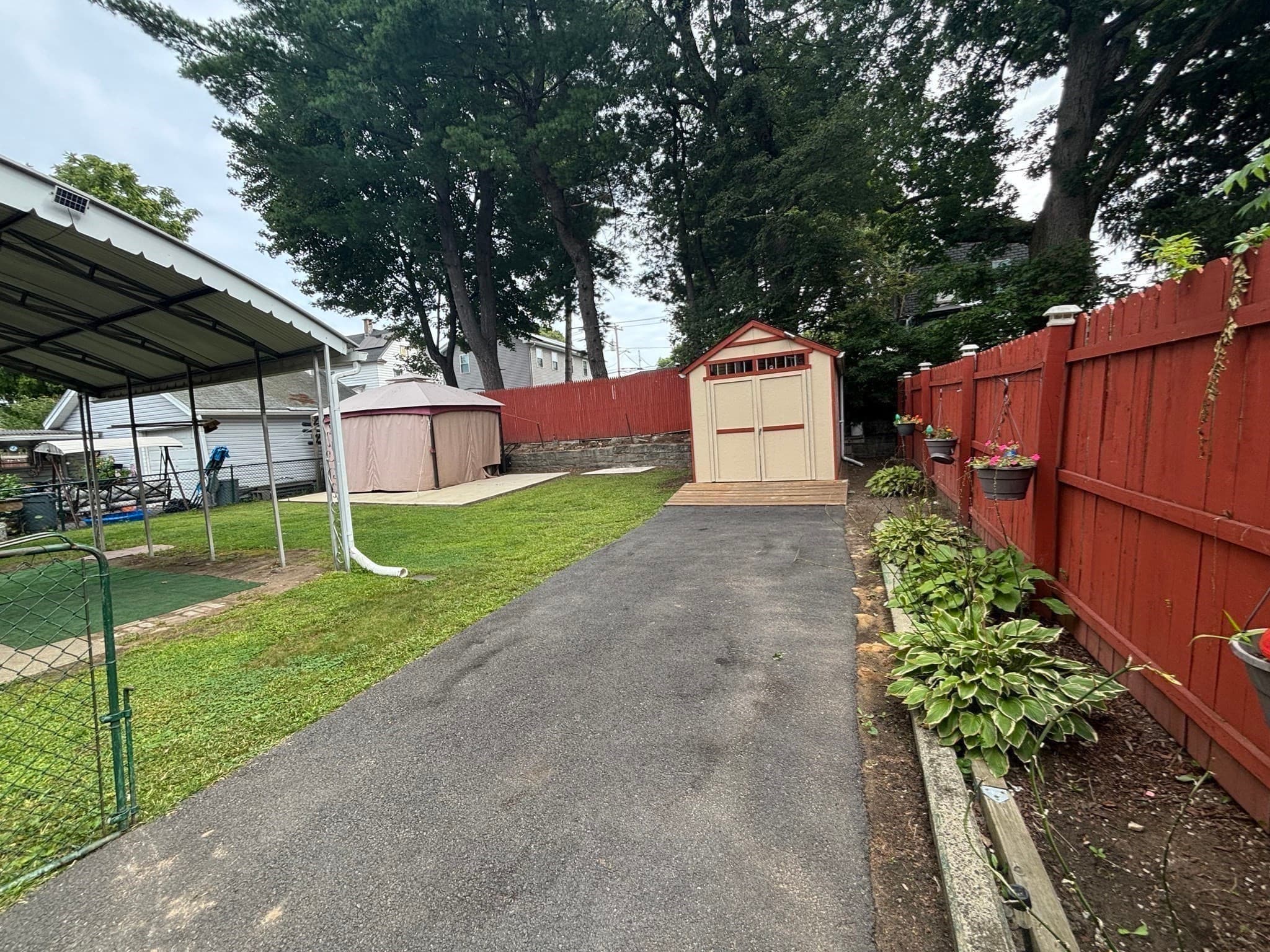 Single Family Residence at 47 Preston St, Springfield MA 01109, Springfield, photo 5 of 20