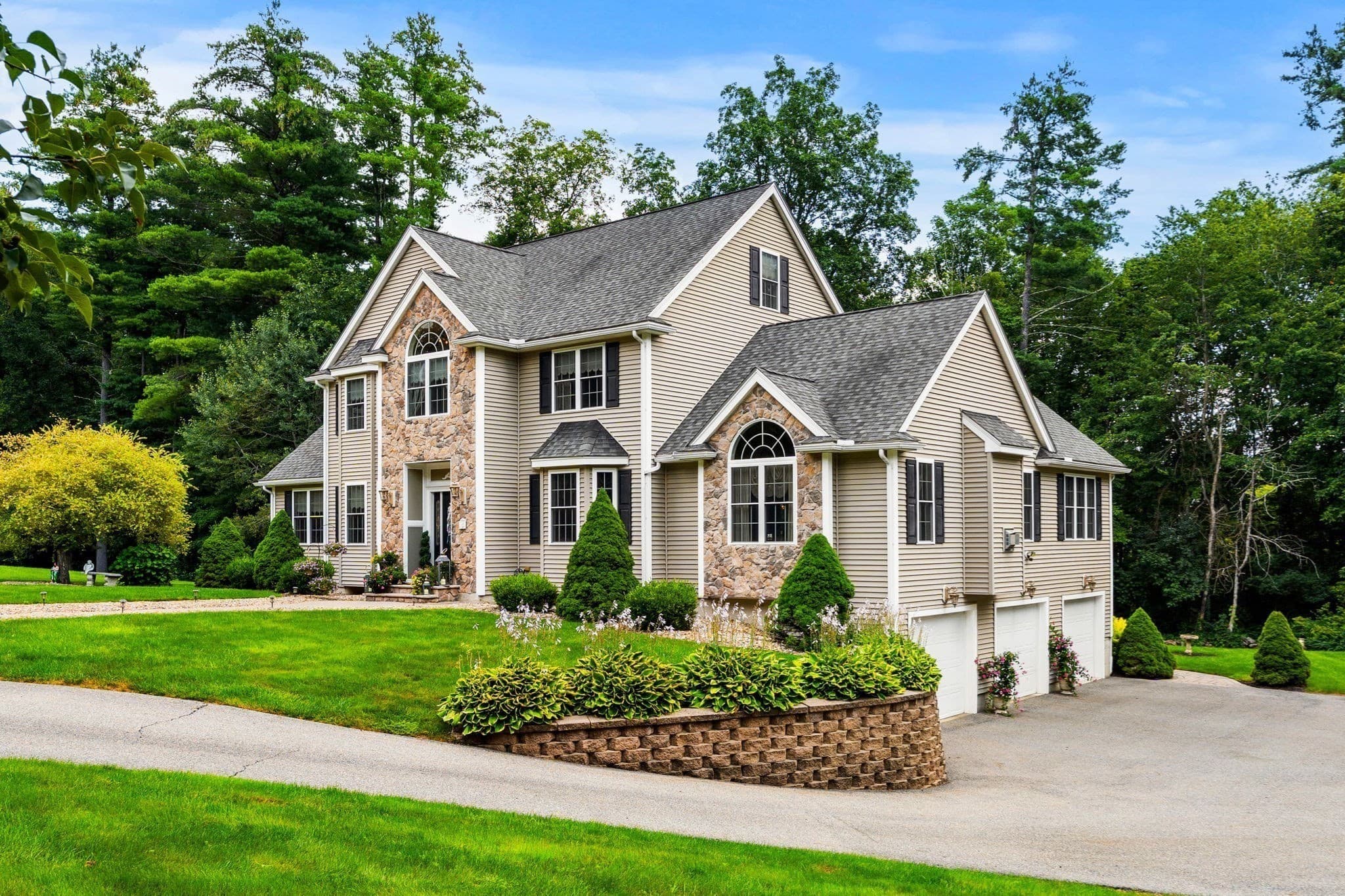 Single Family Residence at 5 Patrick Way, Methuen MA 01844, Methuen, photo 2 of 42