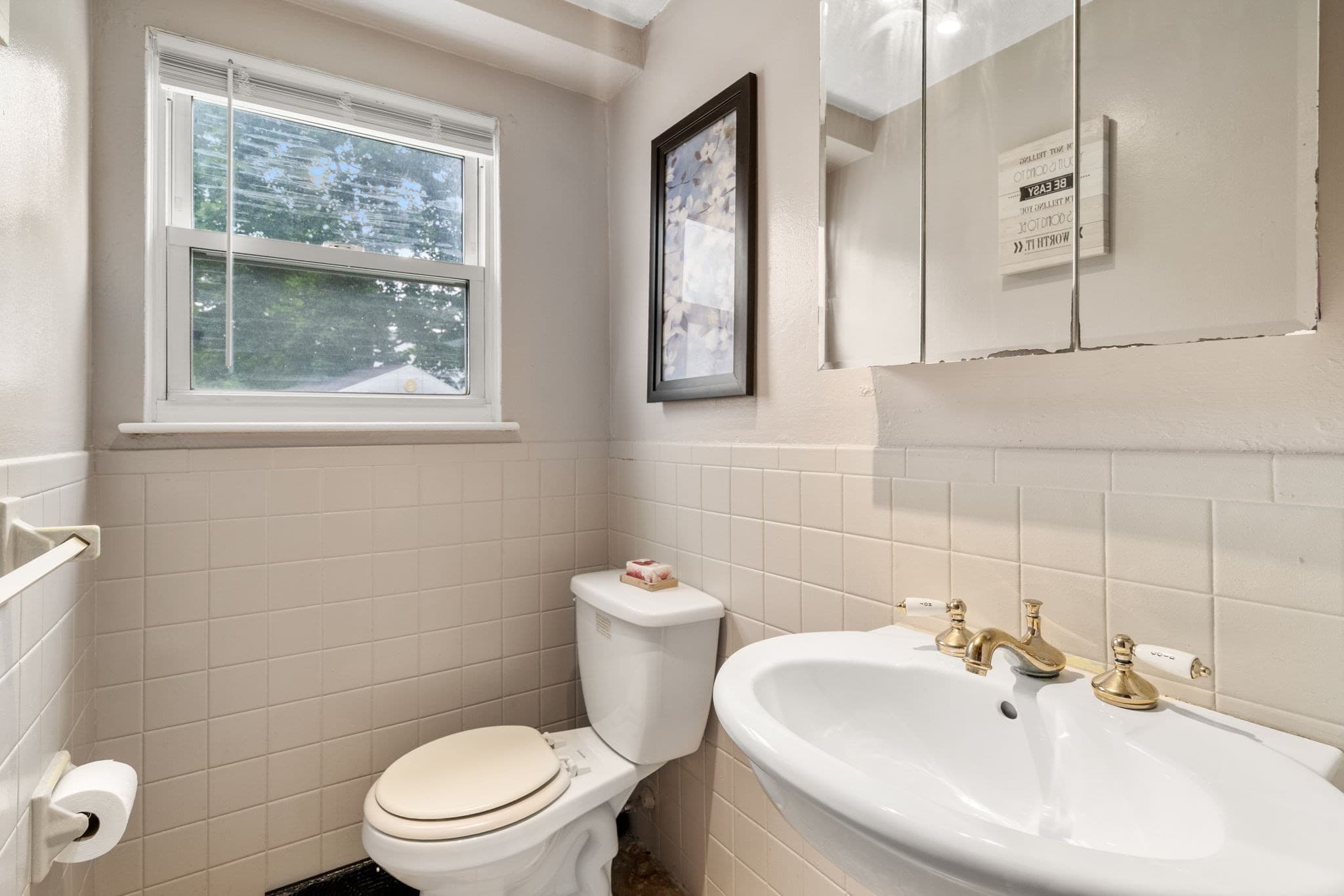 Condominium at 17 Louis Ln # 17, Randolph MA 02368, photo 8 of 18