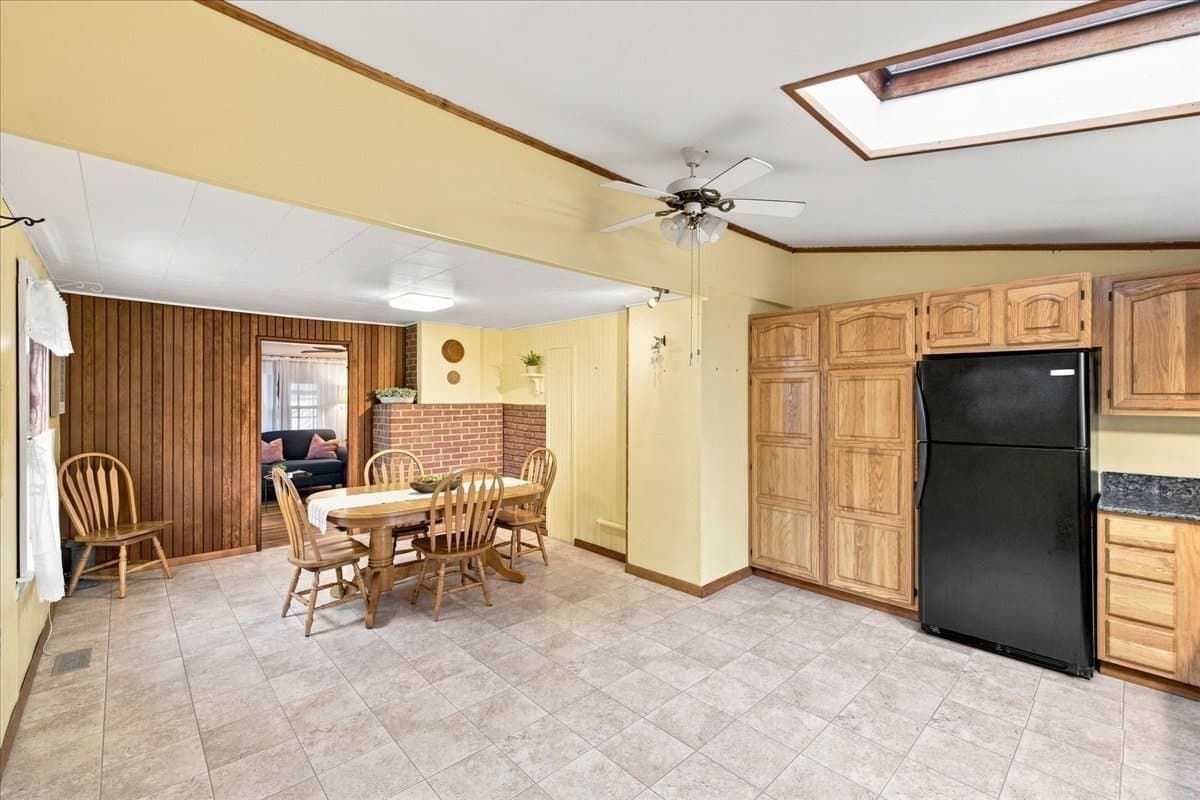 Single Family Residence at 30 Bay Street, Wareham MA 02532, Wareham, photo 7 of 33
