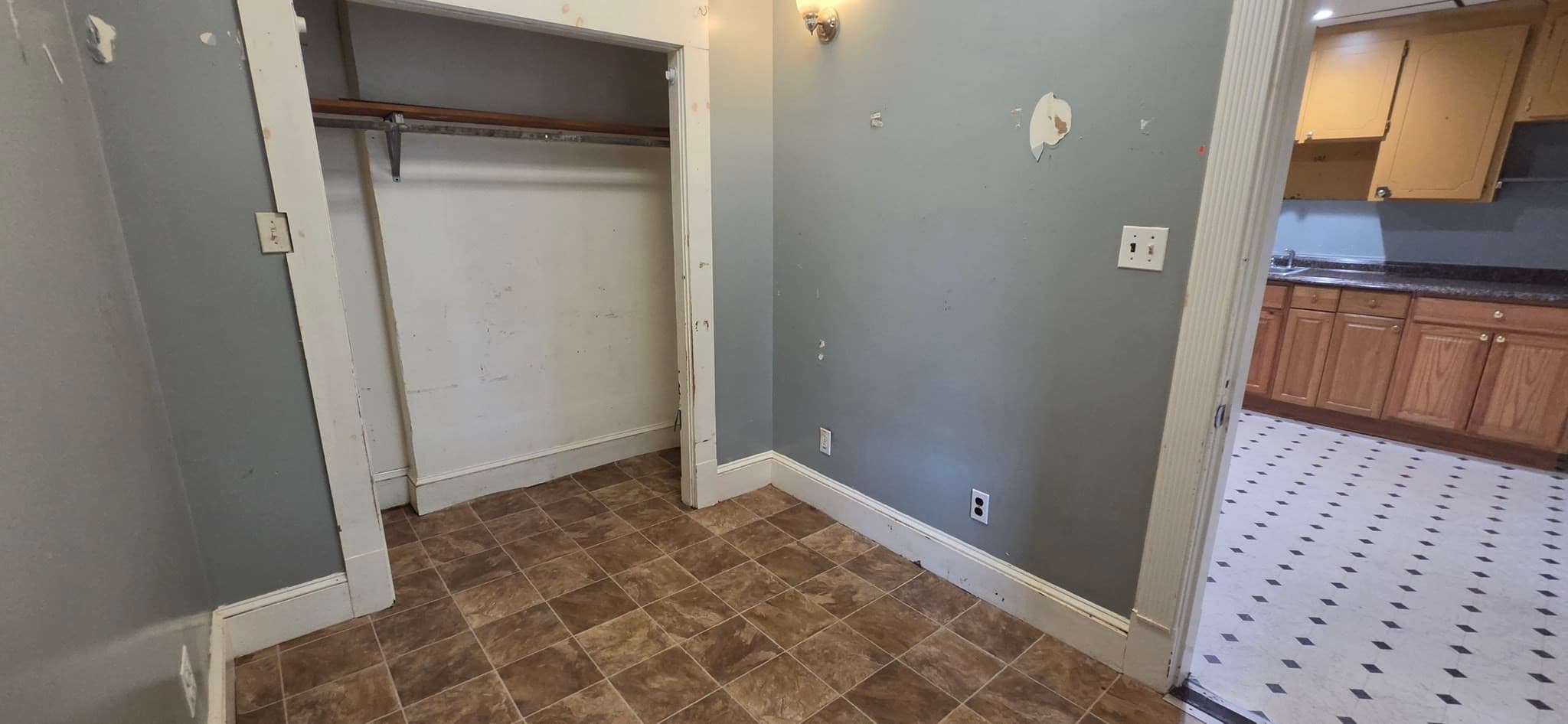 3 Family at 190 Bennington, Boston MA 02128, photo 13 of 27