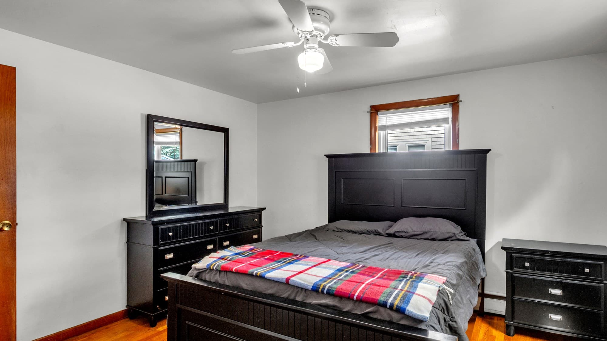 Single Family Residence at 12 Clifford St, Boston MA 02136, Boston, photo 13 of 29