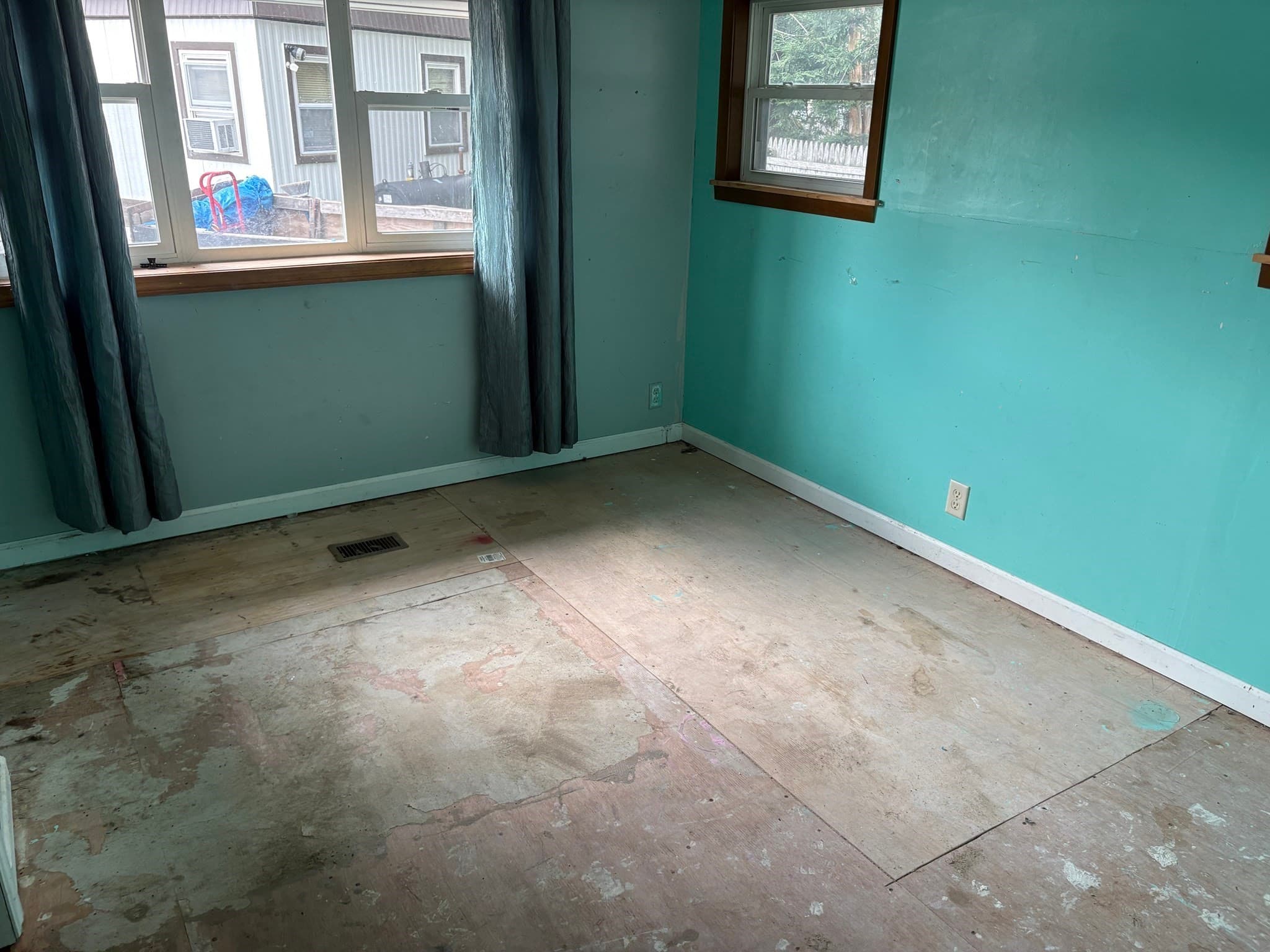 Mobile Home at 1760 Westover Rd Lot 18, Chicopee MA 01020, photo 8 of 14