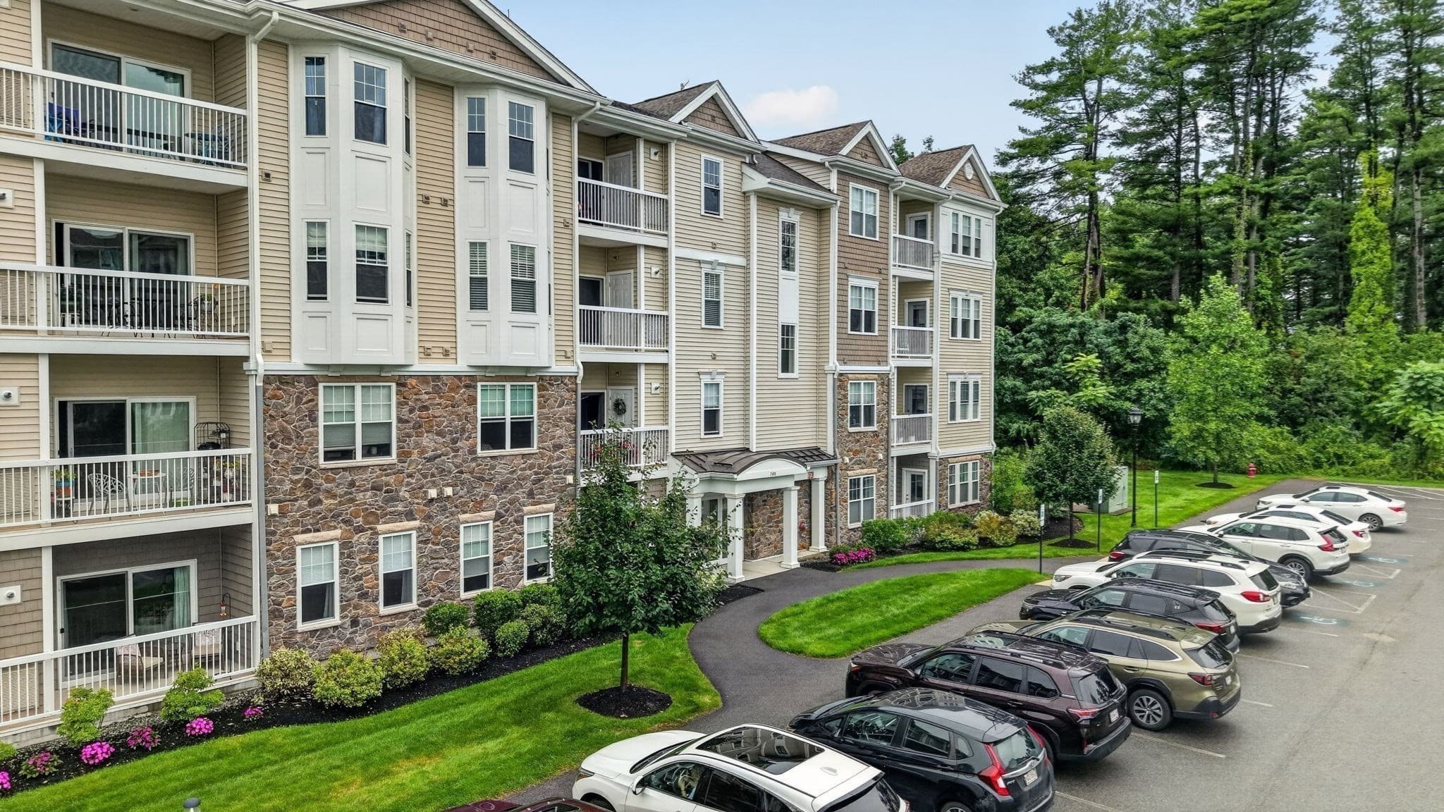 Condominium at 240 Martins Landing # 102, North Reading MA 01864, North Reading, photo 17 of 26