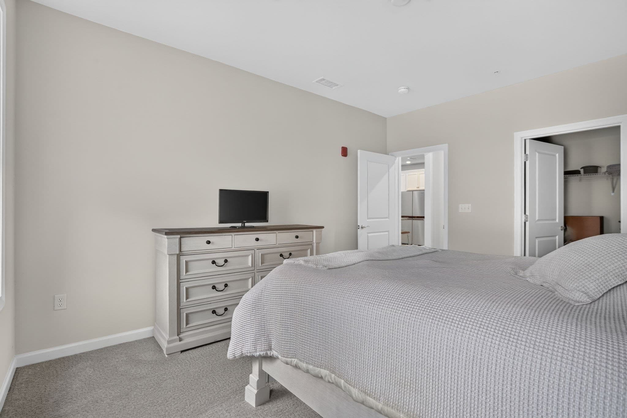 Condominium at 240 Martins Landing # 102, North Reading MA 01864, North Reading, photo 5 of 26
