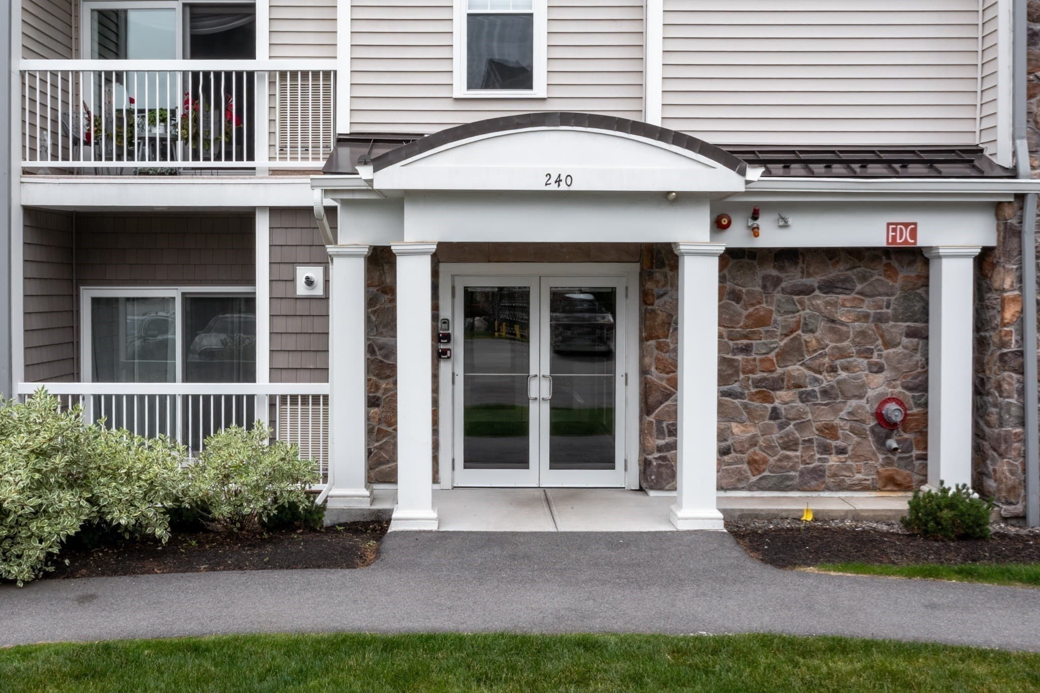 Condominium at 240 Martins Landing # 102, North Reading MA 01864, North Reading, photo 18 of 26