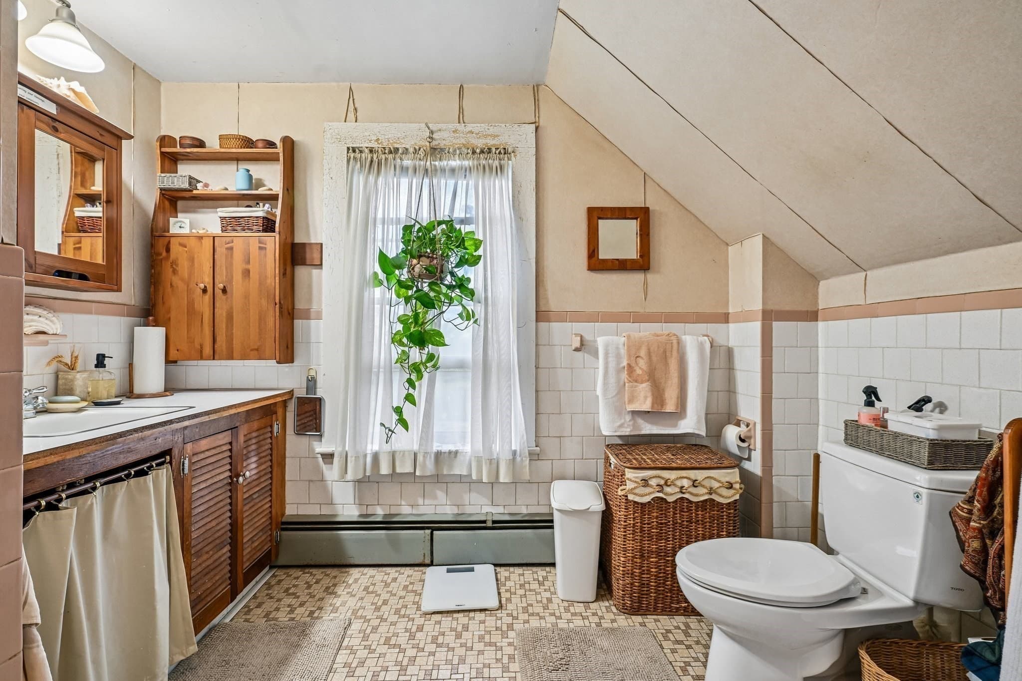 Single Family Residence at 21 Elm St, Maynard MA 01754, Maynard, photo 14 of 39