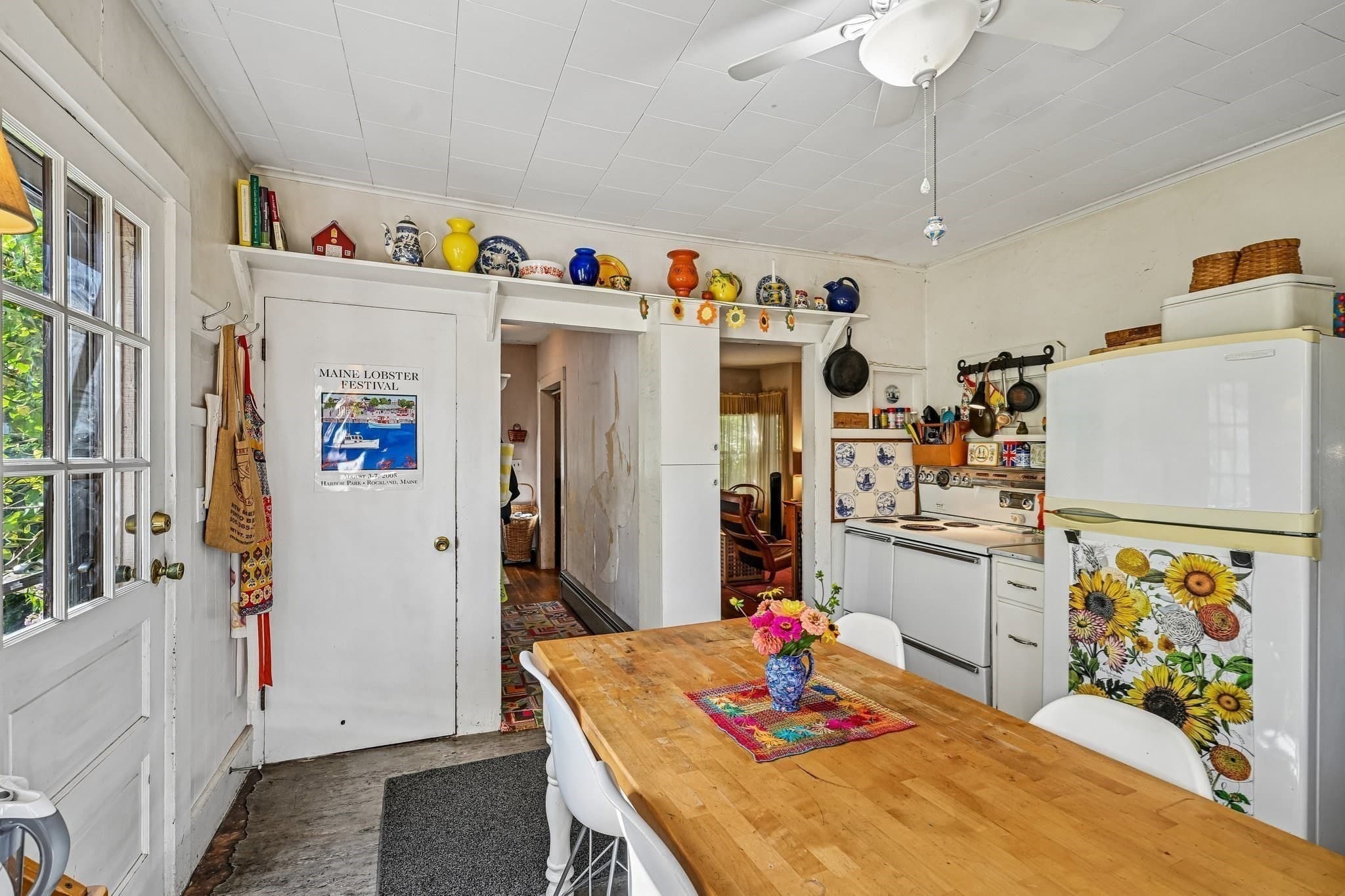 Single Family Residence at 21 Elm St, Maynard MA 01754, Maynard, photo 8 of 39
