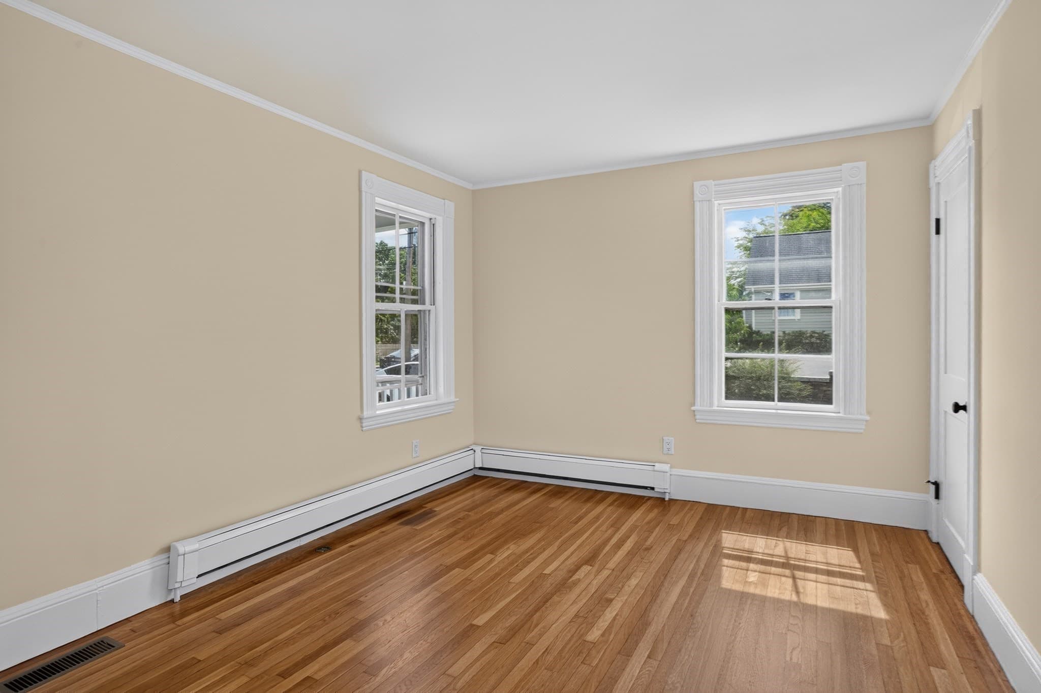 2 Family - 2 Units Up/Down at 24 Fletcher Ave, Lexington MA 02420, Lexington, photo 7 of 35