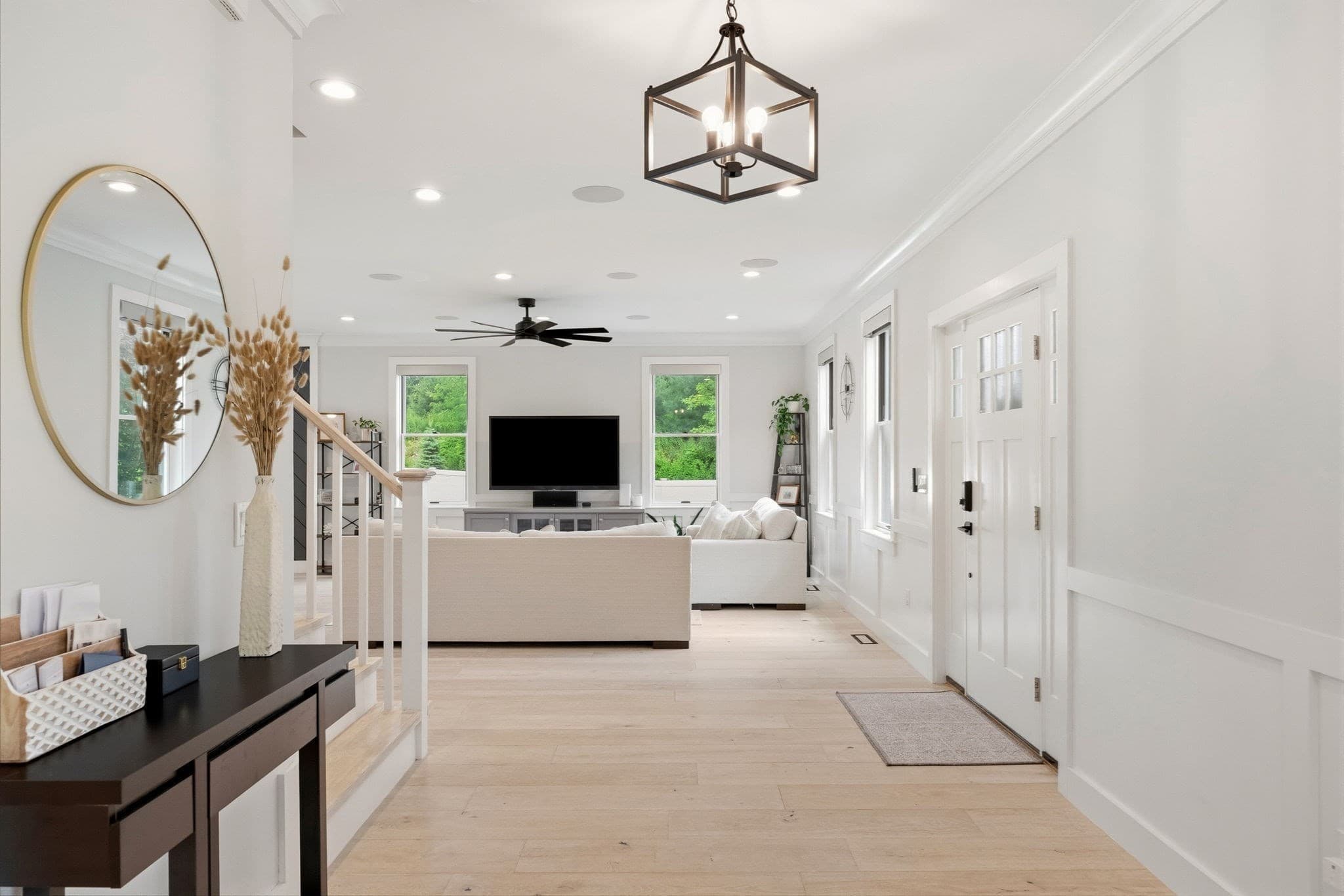 Single Family Residence at 1 Lincoln Ct, Medfield MA 02052, Medfield, photo 5 of 35