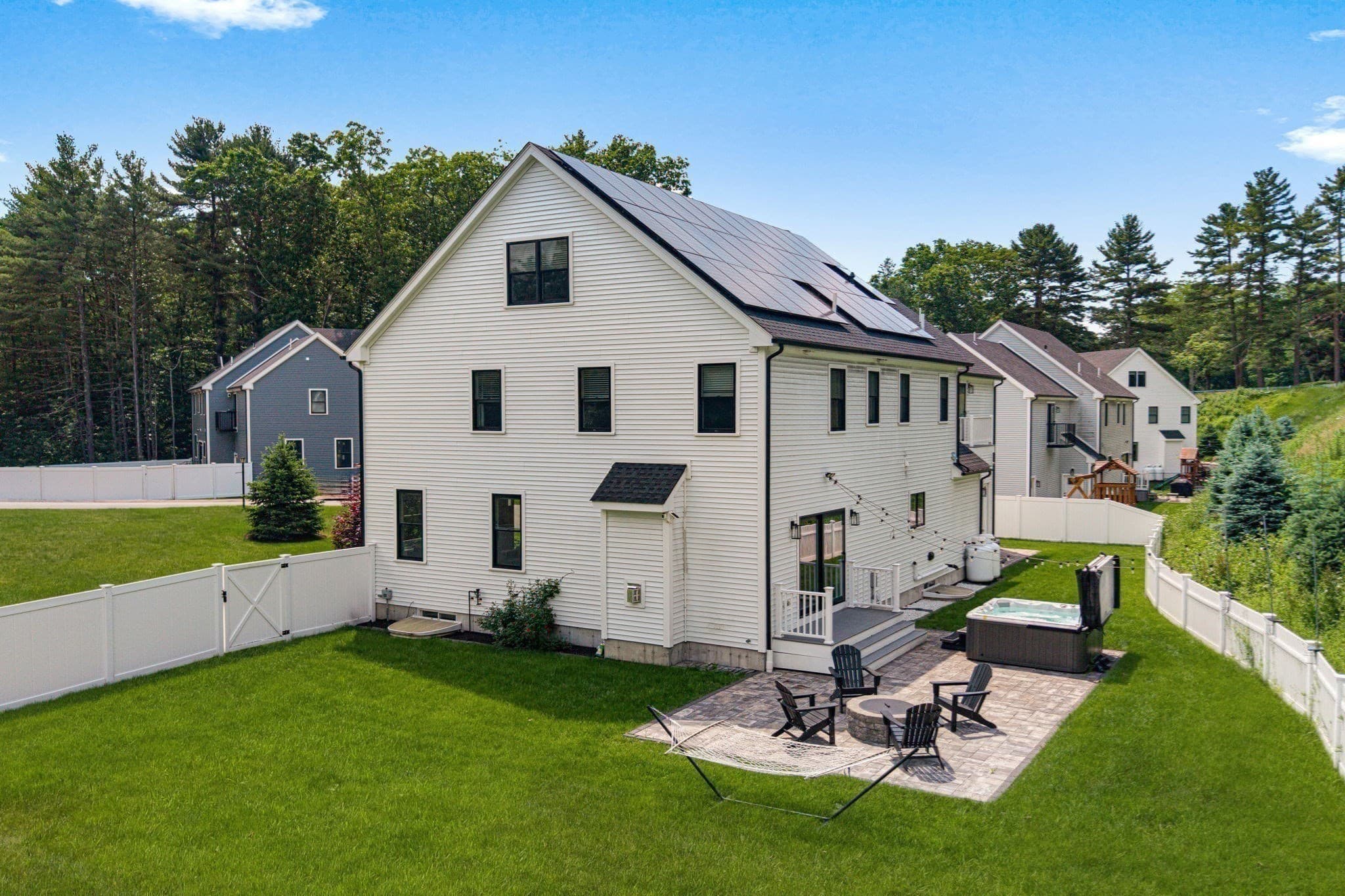 Single Family Residence at 1 Lincoln Ct, Medfield MA 02052, Medfield, photo 34 of 35