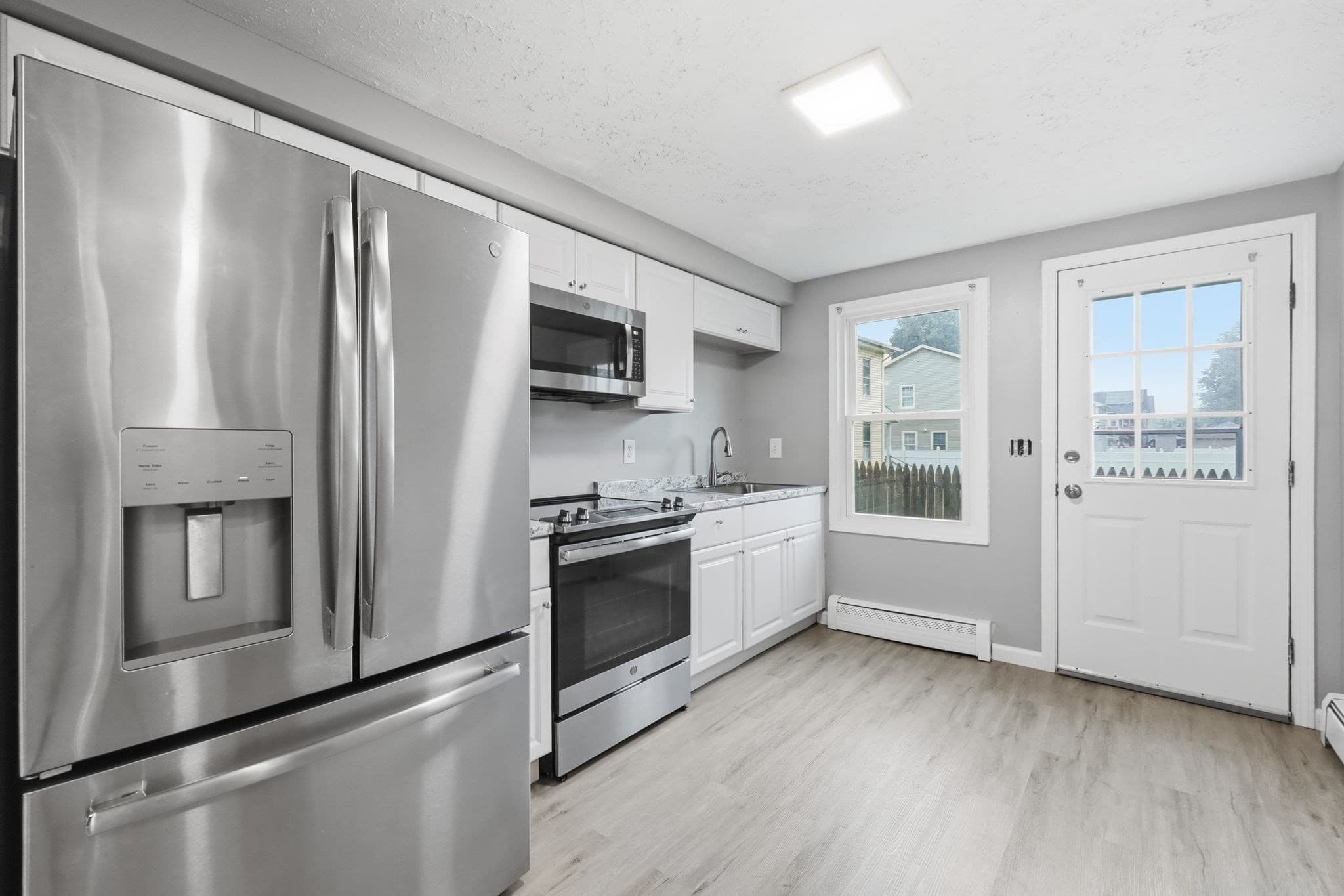 Condominium at 30 Clayton St, Springfield MA 01107, Springfield, photo 3 of 15