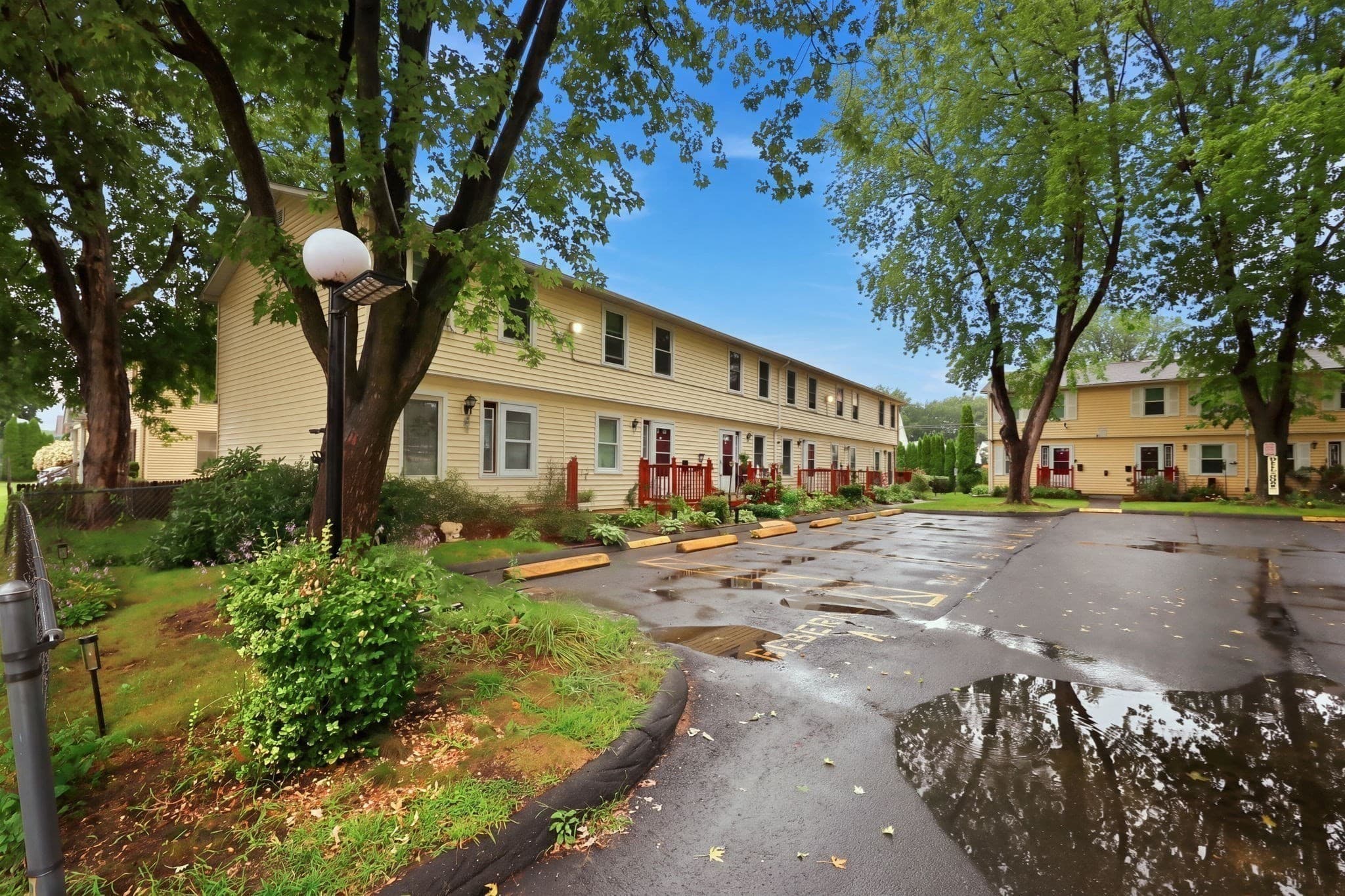 Condominium at 30 Clayton St, Springfield MA 01107, Springfield, photo 15 of 15