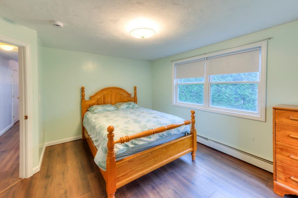 Single Family Residence at 4 Matteo St, Worcester MA 01606, Worcester, photo 13 of 42