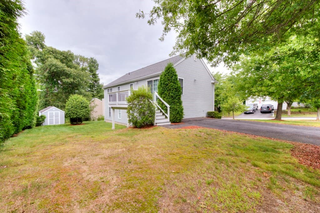 Single Family Residence at 4 Matteo St, Worcester MA 01606, Worcester, photo 38 of 42