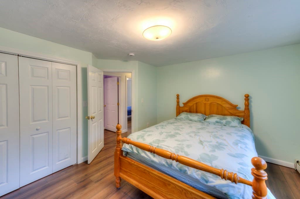 Single Family Residence at 4 Matteo St, Worcester MA 01606, Worcester, photo 14 of 42
