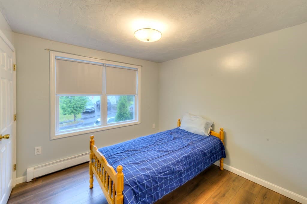 Single Family Residence at 4 Matteo St, Worcester MA 01606, Worcester, photo 18 of 42