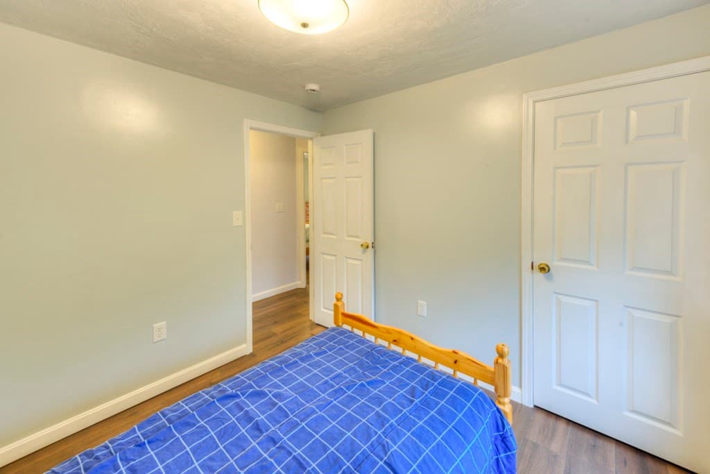 Single Family Residence at 4 Matteo St, Worcester MA 01606, Worcester, photo 19 of 42
