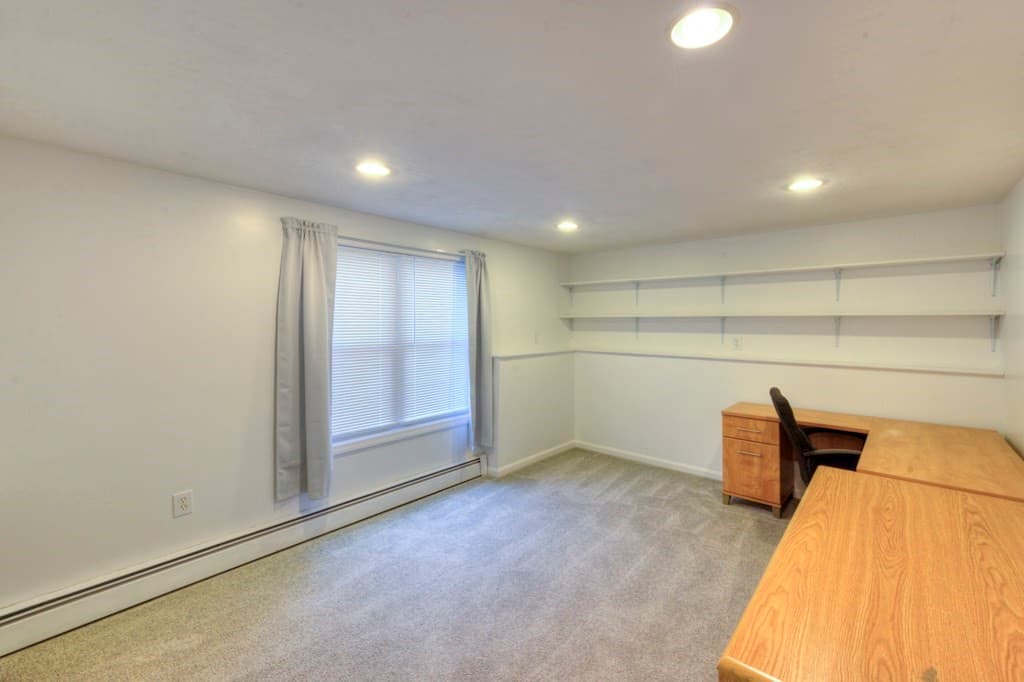 Single Family Residence at 4 Matteo St, Worcester MA 01606, Worcester, photo 31 of 42