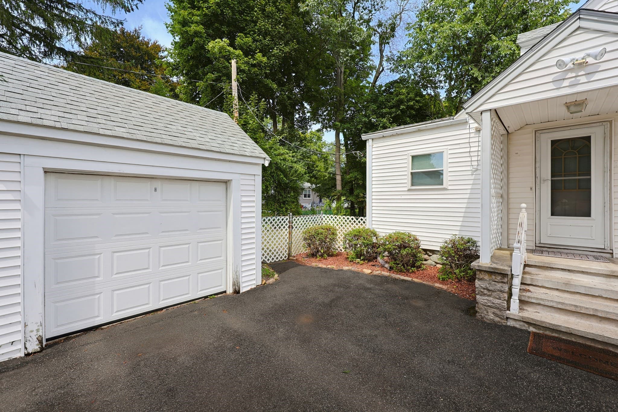 Single Family Residence at 425 Prospect St, Norwood MA 02062, Norwood, photo 2 of 32