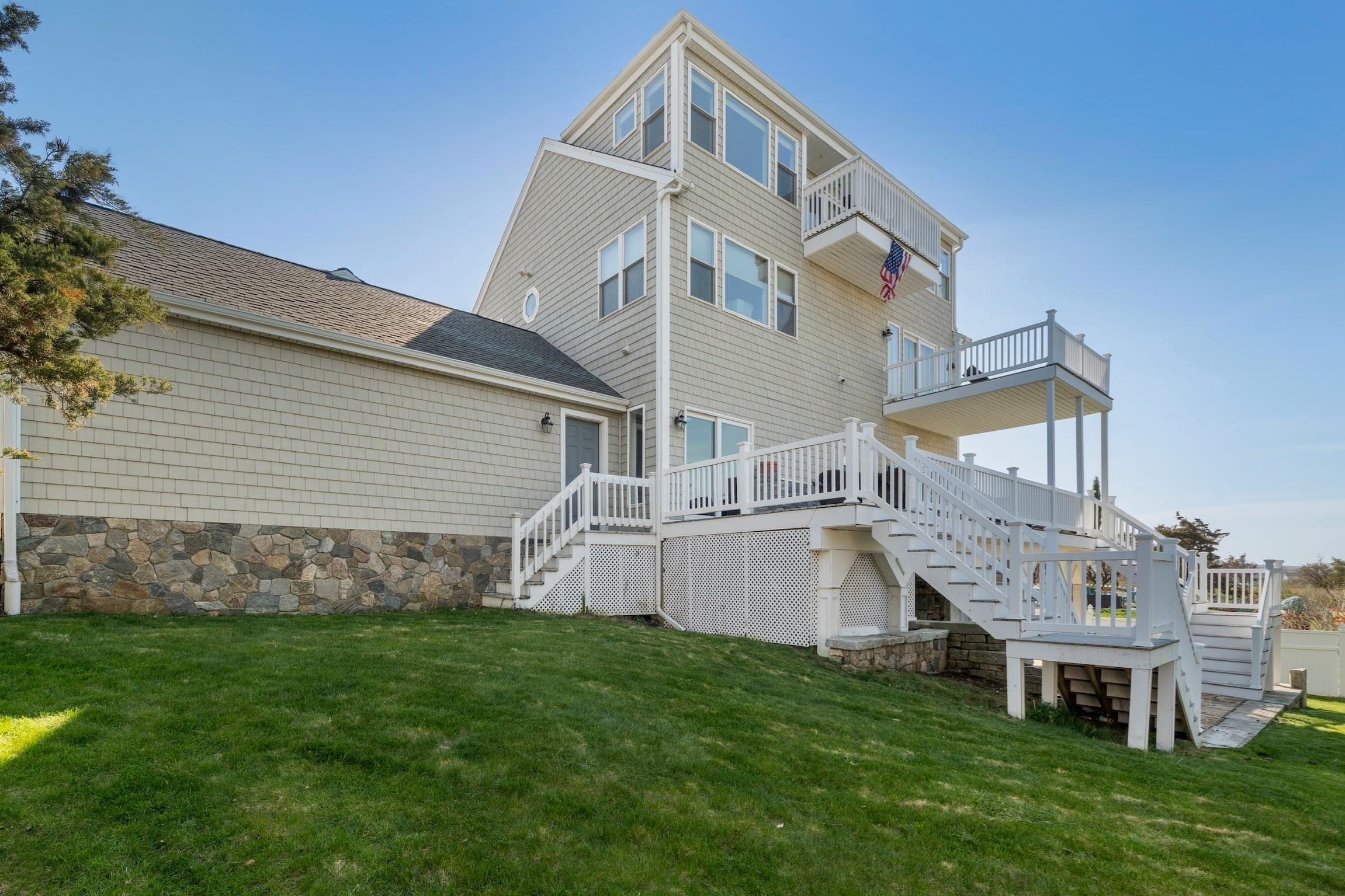 Single Family Residence at 11 Kevin Avenue, Plymouth MA 02360, Plymouth, photo 8 of 42