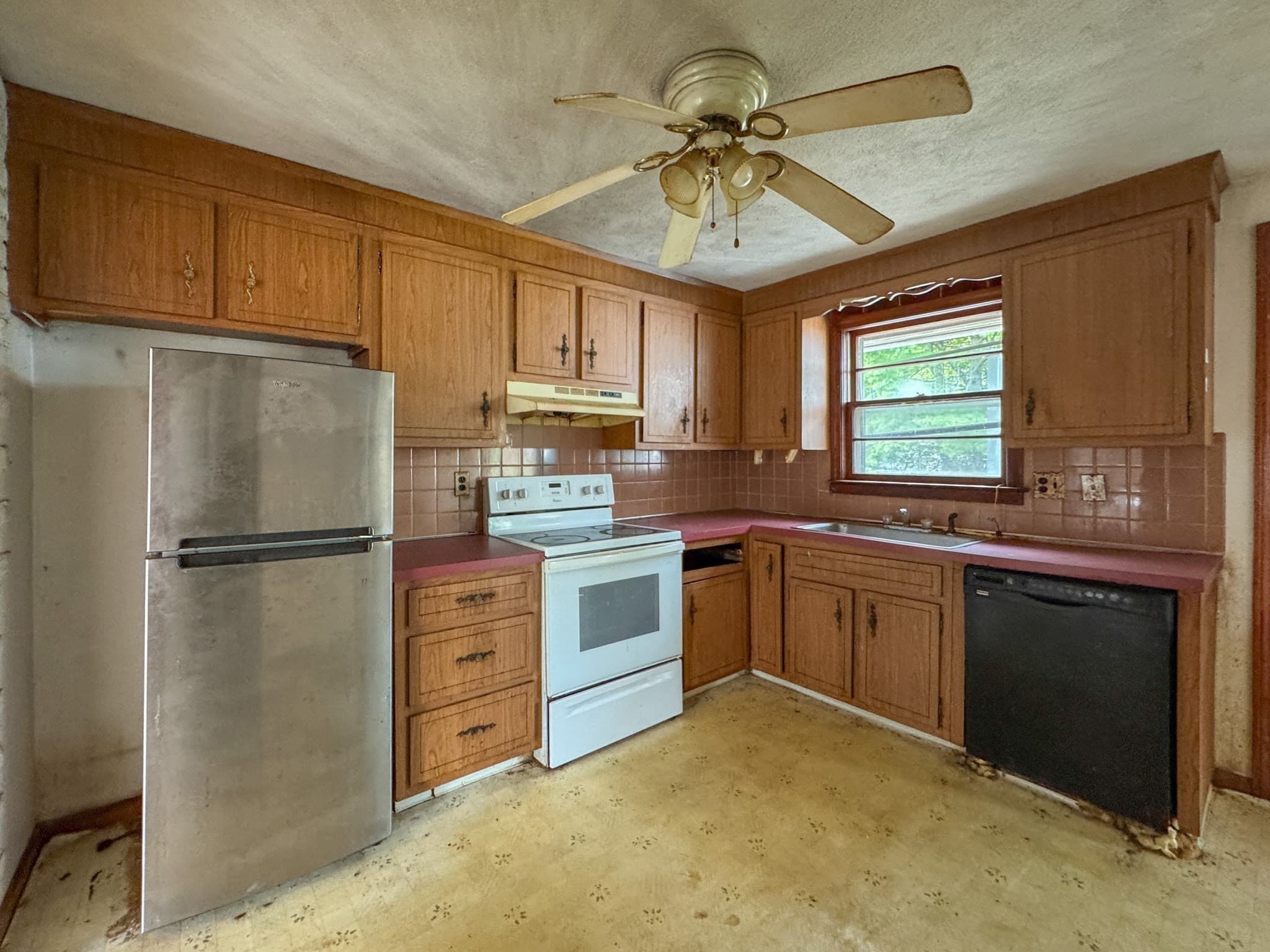 Single Family Residence at 62 Carlisle St, Brockton MA 02302, Brockton, photo 13 of 36