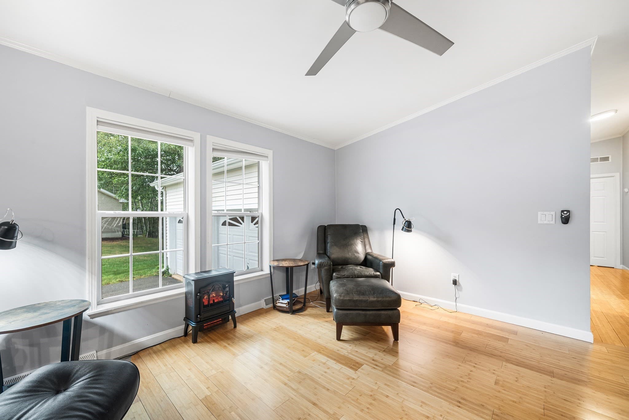 Single Family Residence at 7012 Oak Point Dr., Middleboro MA 02346, Middleboro, photo 5 of 32