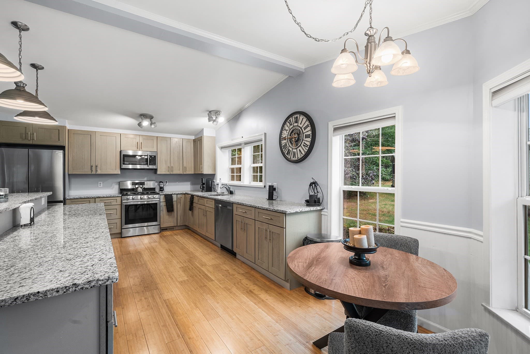 Single Family Residence at 7012 Oak Point Dr., Middleboro MA 02346, Middleboro, photo 8 of 32
