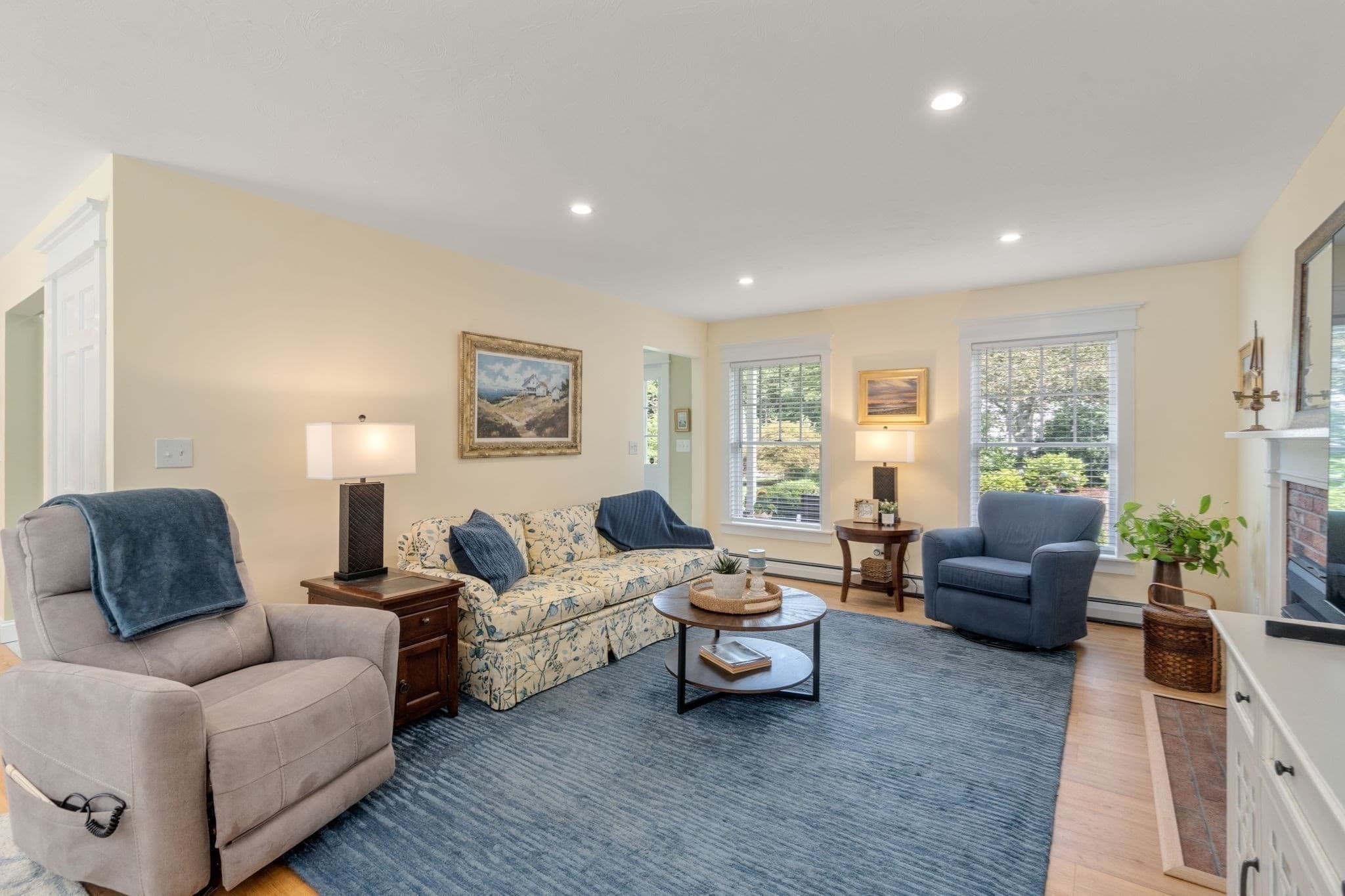 Single Family Residence at 192 Winding Cove Rd, Barnstable MA 02648, Barnstable, photo 6 of 35