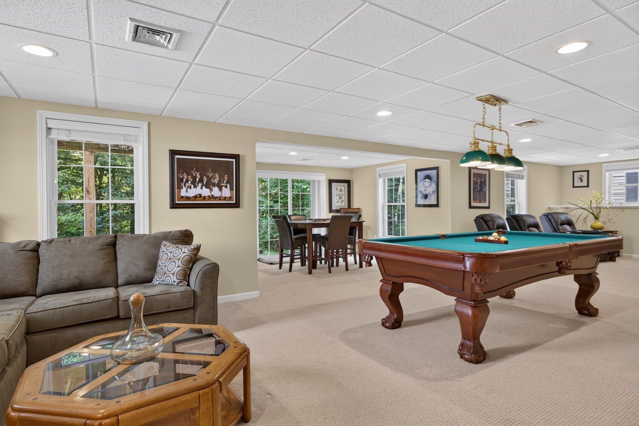 Condominium at 55 Windemere Circle # 16, Tyngsborough MA 01879, Tyngsborough, photo 13 of 36