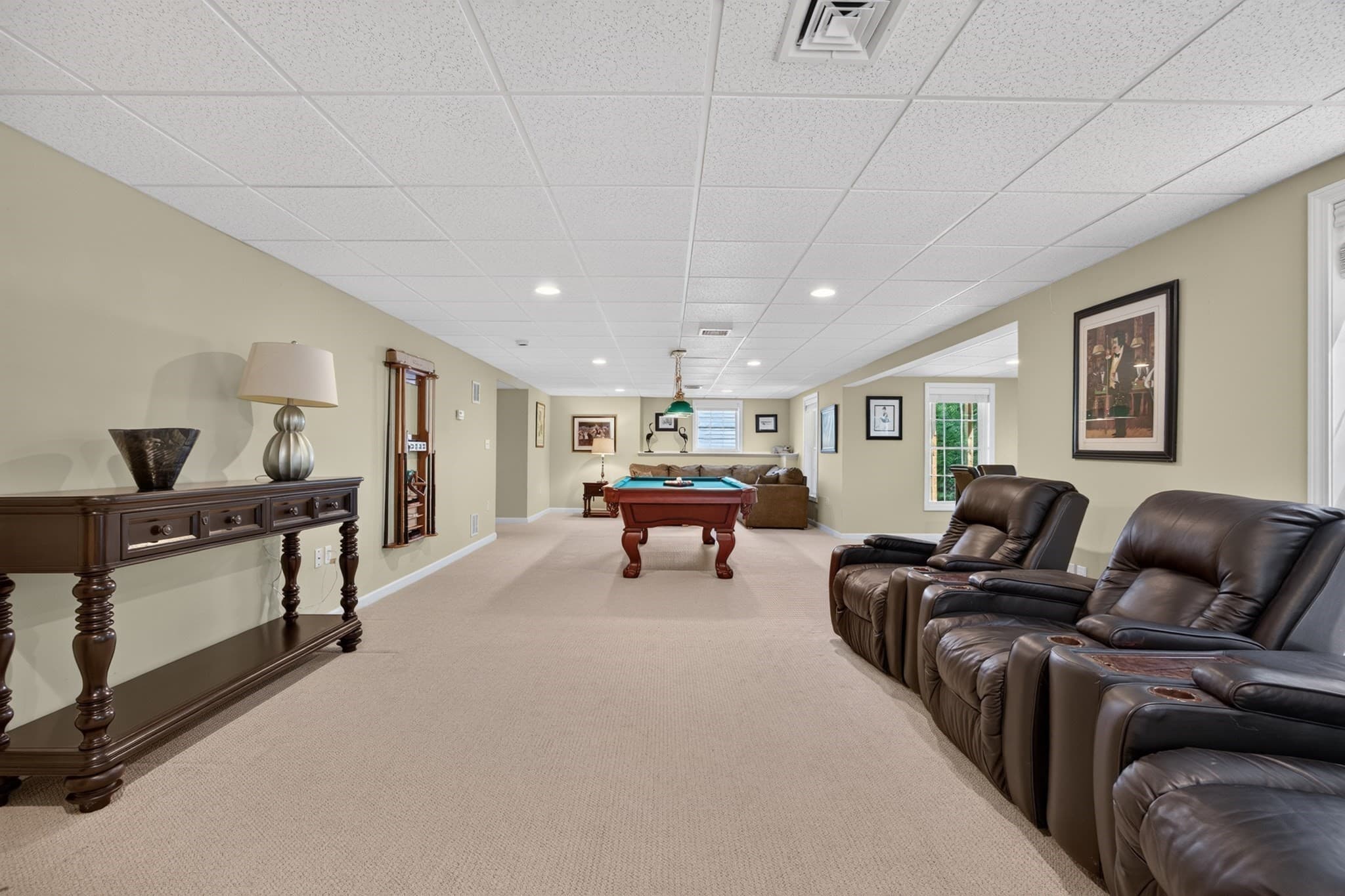 Condominium at 55 Windemere Circle # 16, Tyngsborough MA 01879, Tyngsborough, photo 16 of 36