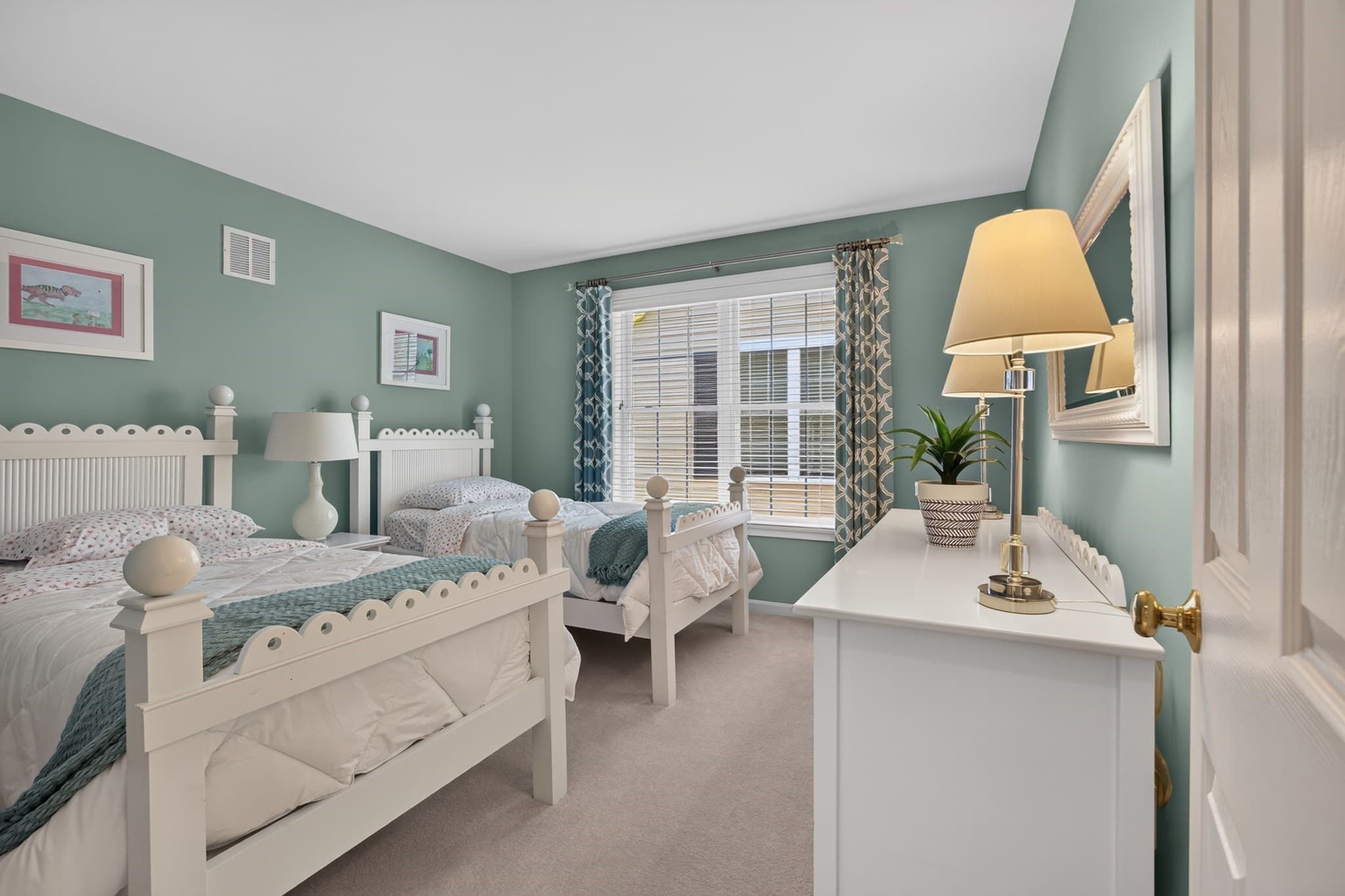Condominium at 55 Windemere Circle # 16, Tyngsborough MA 01879, Tyngsborough, photo 21 of 36