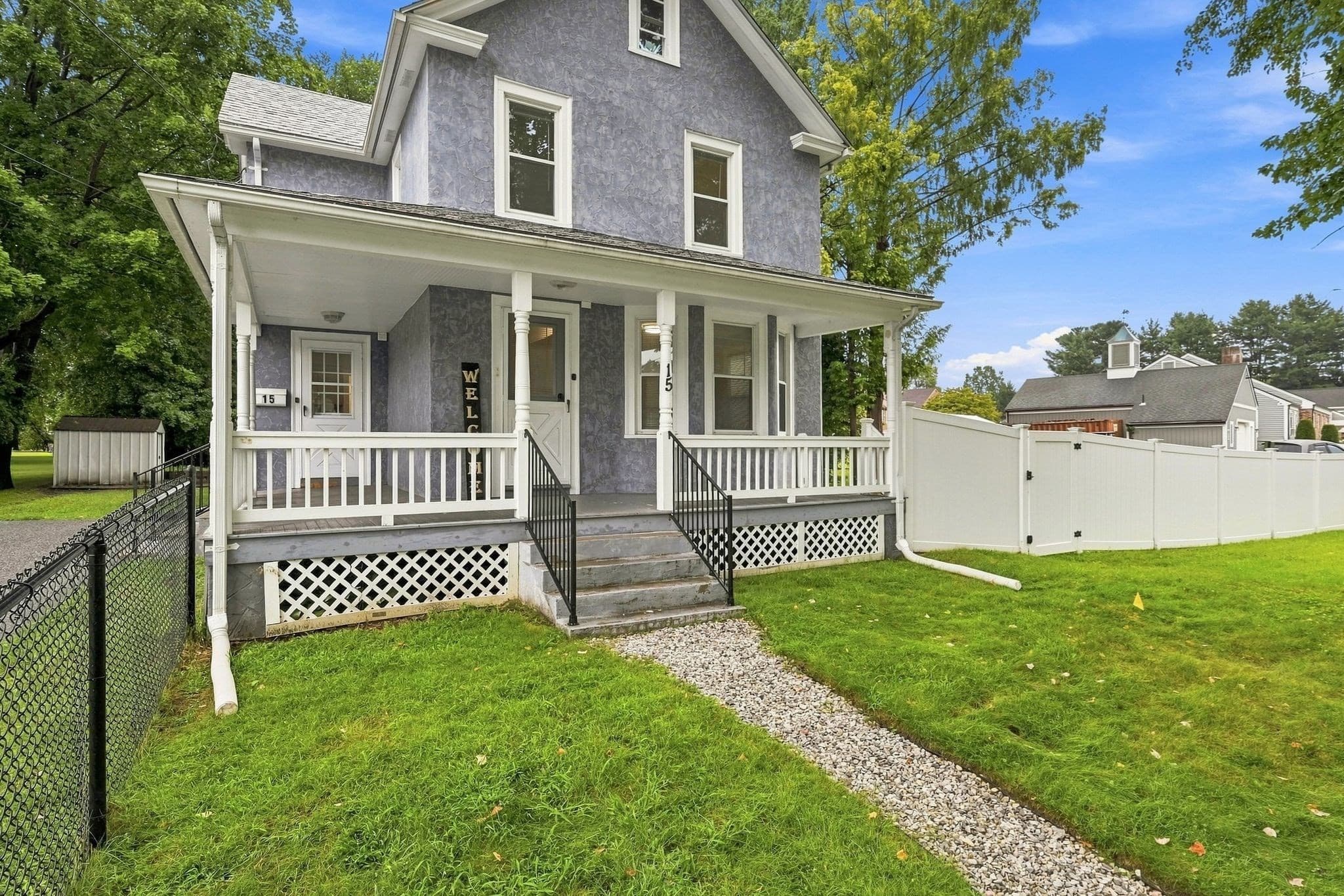 15 Oxford Pl, West Springfield MA 01089