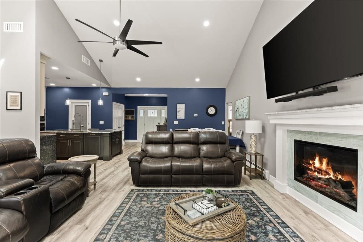 Single Family Residence at 252 Scadding St, Taunton MA 02780, Taunton, photo 16 of 41