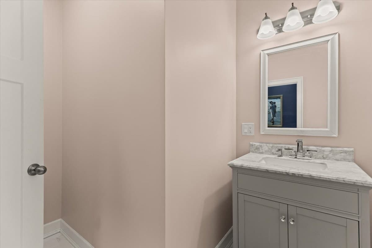 Single Family Residence at 252 Scadding St, Taunton MA 02780, Taunton, photo 26 of 41