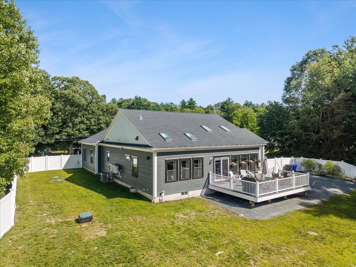 Single Family Residence at 252 Scadding St, Taunton MA 02780, Taunton, photo 36 of 41